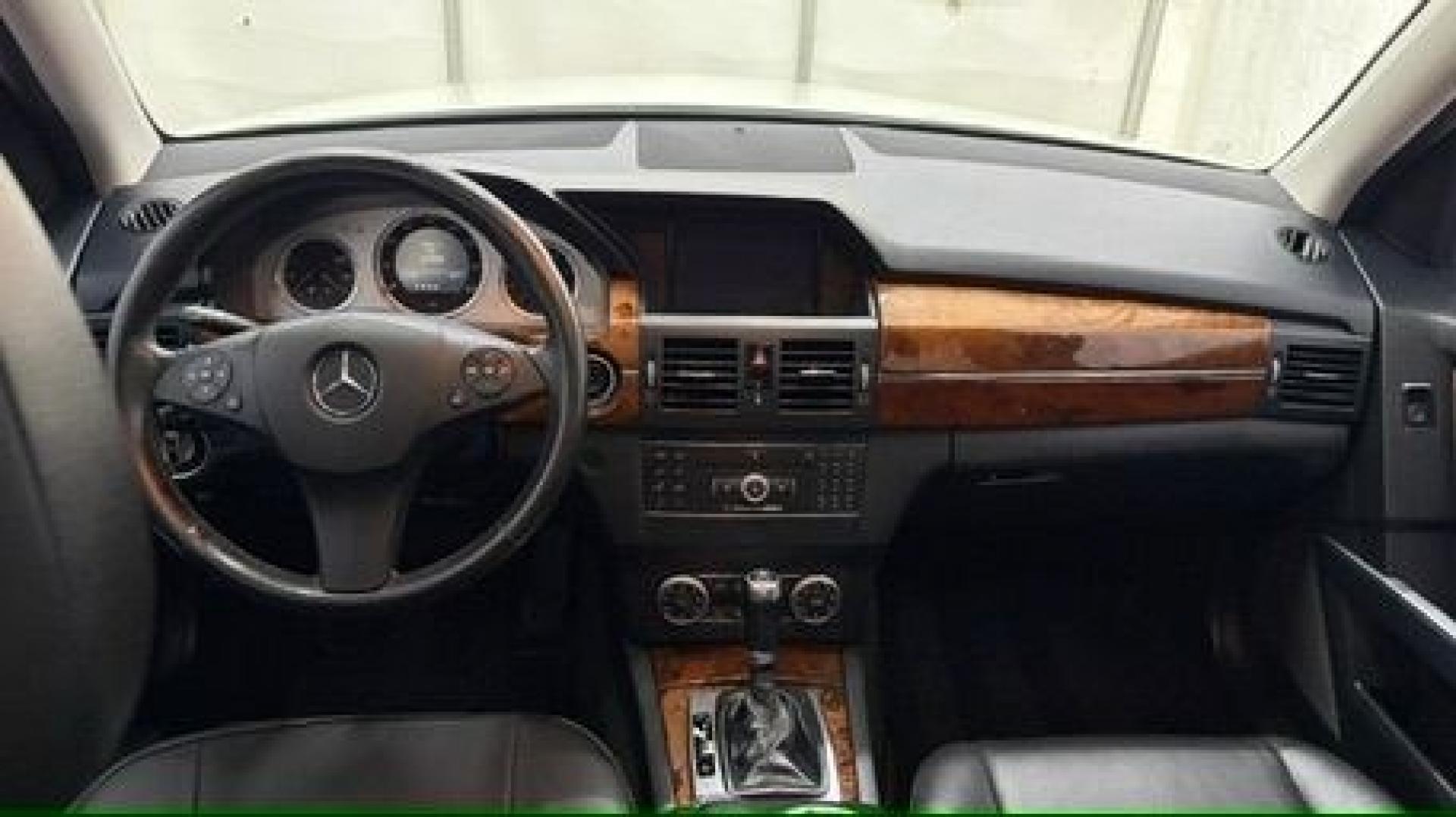 2012 White Mercedes-Benz GLK 350 GLK (WDCGG5GB9CF) , located at 1806 Veterans Memorial Hwy SW, Austell, GA, 30168, (770) 944-9558, 33.817959, -84.606987- Photo#16