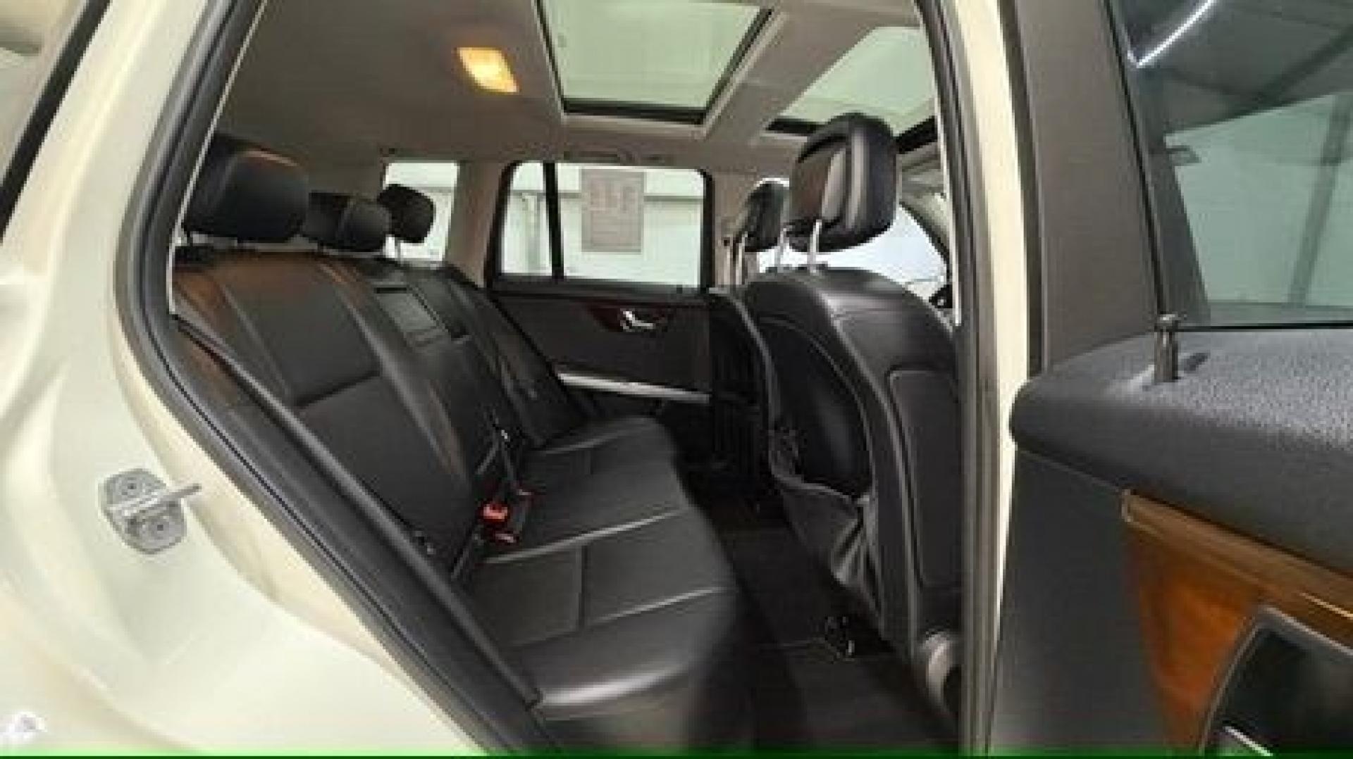 2012 White Mercedes-Benz GLK 350 GLK (WDCGG5GB9CF) , located at 1806 Veterans Memorial Hwy SW, Austell, GA, 30168, (770) 944-9558, 33.817959, -84.606987- Photo#17