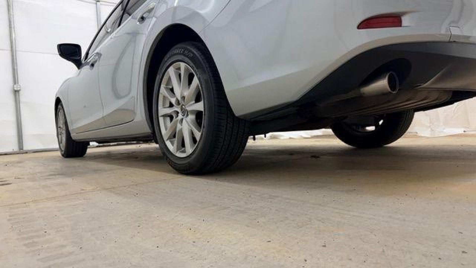 2017 Silver Mazda Mazda6 Sport (JM1GL1U59H1) with an SKYACTIV-G 2.5L I-4 gasoline direct injection engine, located at 1806 Veterans Memorial Hwy SW, Austell, GA, 30168, (770) 944-9558, 33.817959, -84.606987 - Photo#18