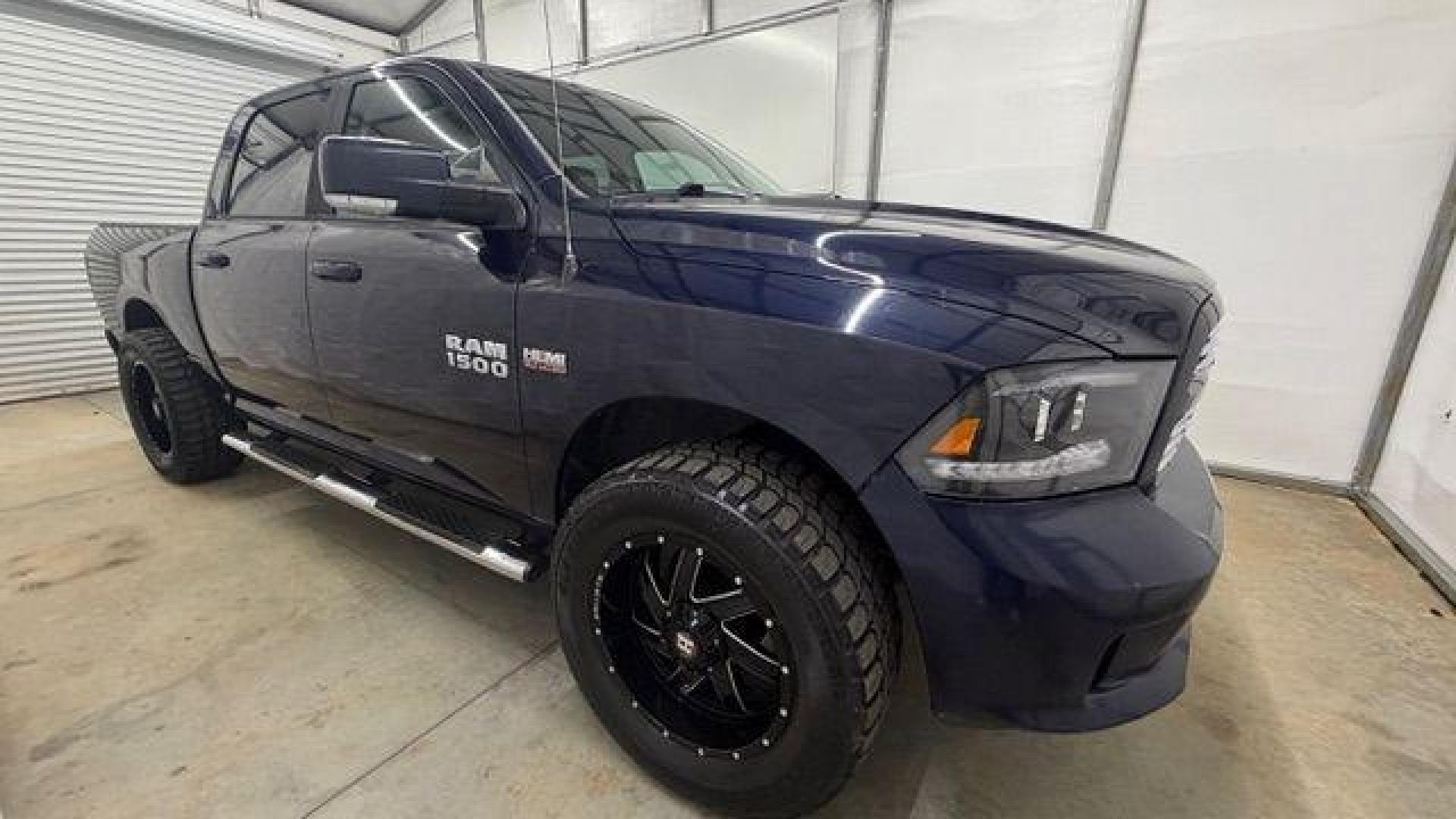 2013 Blue Ram 1500 Sport (1C6RR7MT4DS) with an HEMI 5.7L V-8 variable valve control engine, located at 1806 Veterans Memorial Hwy SW, Austell, GA, 30168, (770) 944-9558, 33.817959, -84.606987 - Photo#7