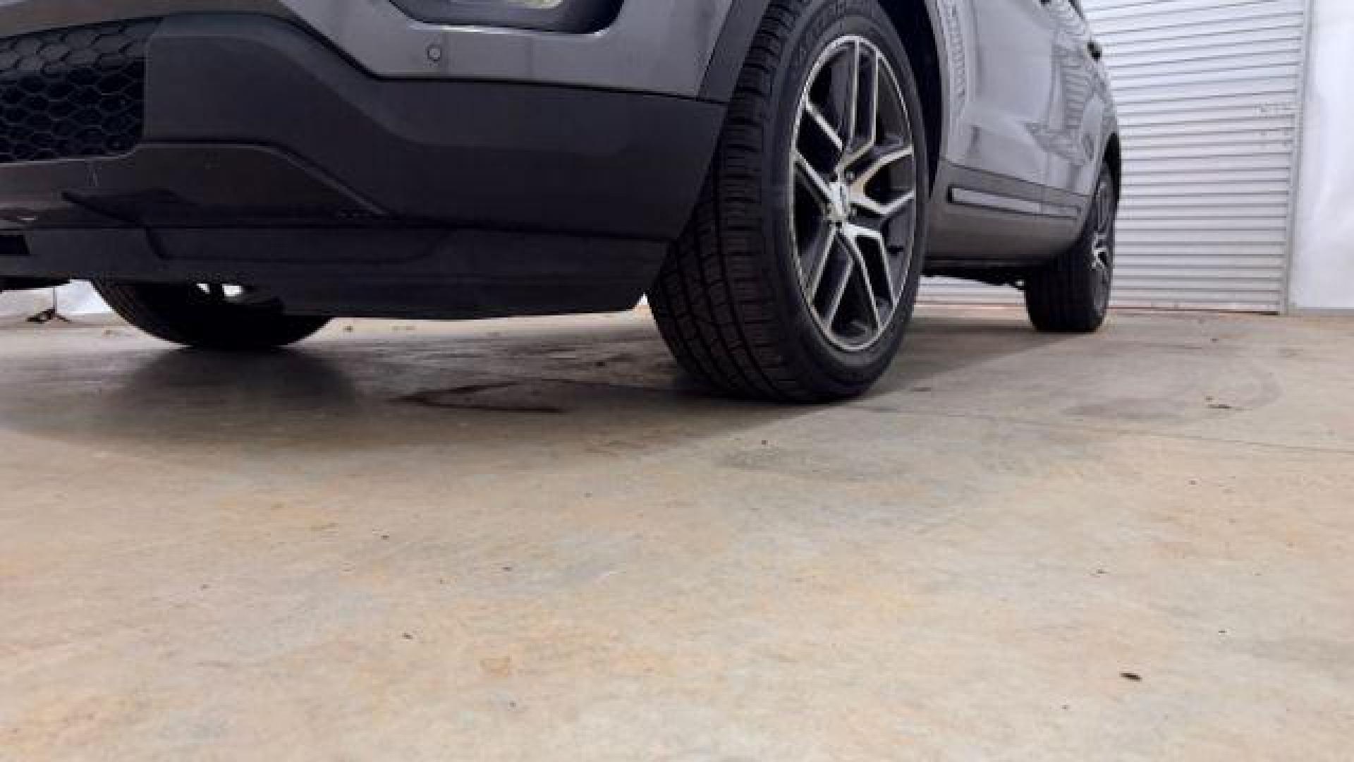 2016 Gray Ford Explorer Sport (1FM5K8GT7GG) with an EcoBoost 3.5L V-6 gasoline direct injection engine, located at 1806 Veterans Memorial Hwy SW, Austell, GA, 30168, (770) 944-9558, 33.817959, -84.606987 - Photo#18
