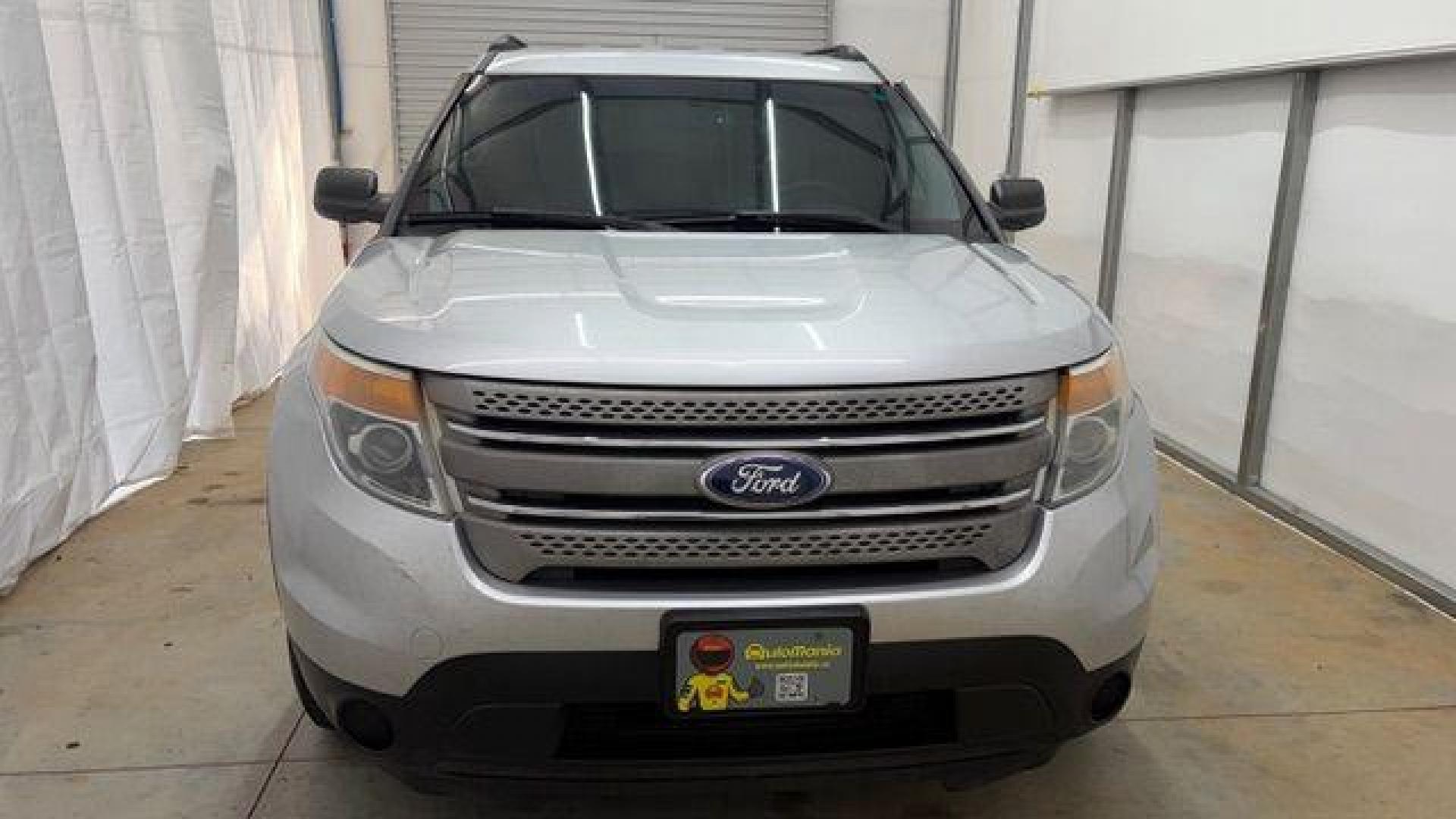 2014 Silver Ford Explorer Base (1FM5K8B82EG) , located at 1806 Veterans Memorial Hwy SW, Austell, GA, 30168, (770) 944-9558, 33.817959, -84.606987 - Photo#9