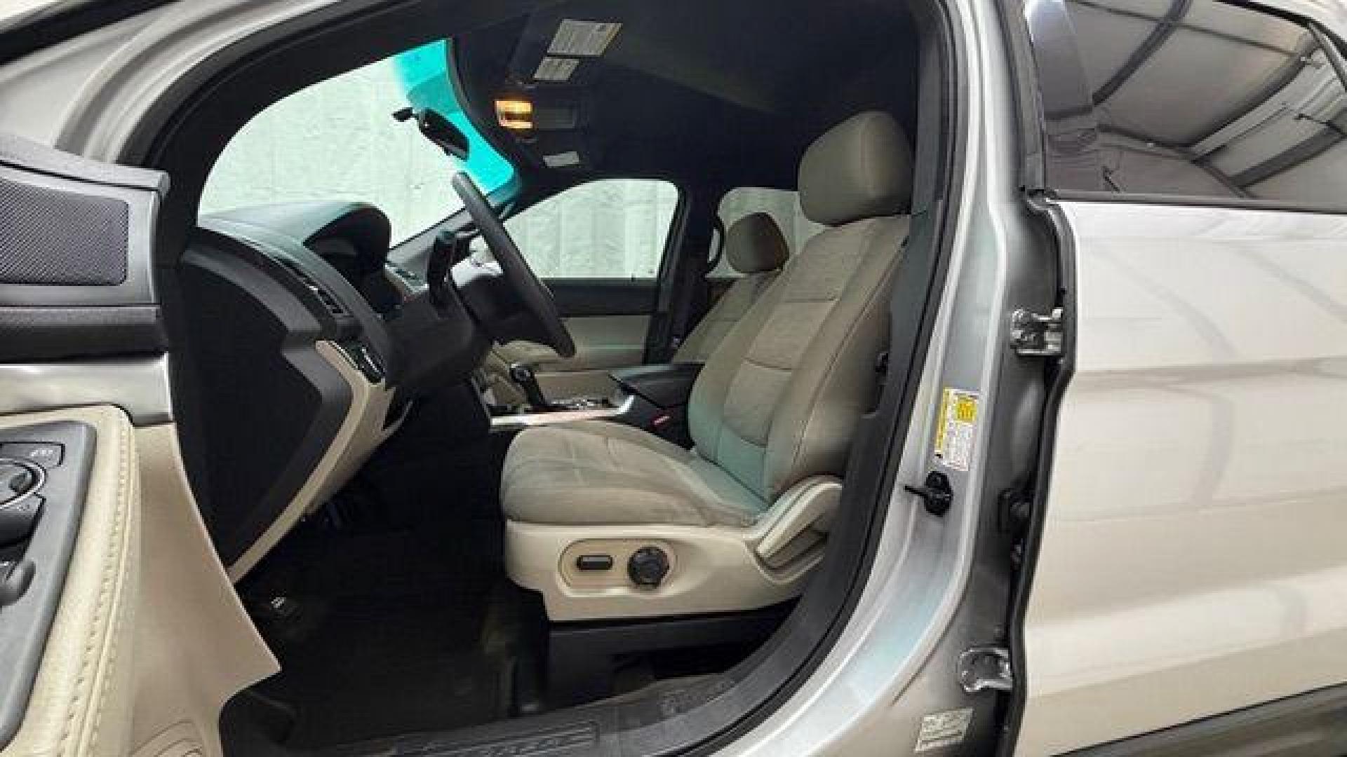 2014 Silver Ford Explorer Base (1FM5K8B82EG) , located at 1806 Veterans Memorial Hwy SW, Austell, GA, 30168, (770) 944-9558, 33.817959, -84.606987 - Photo#12