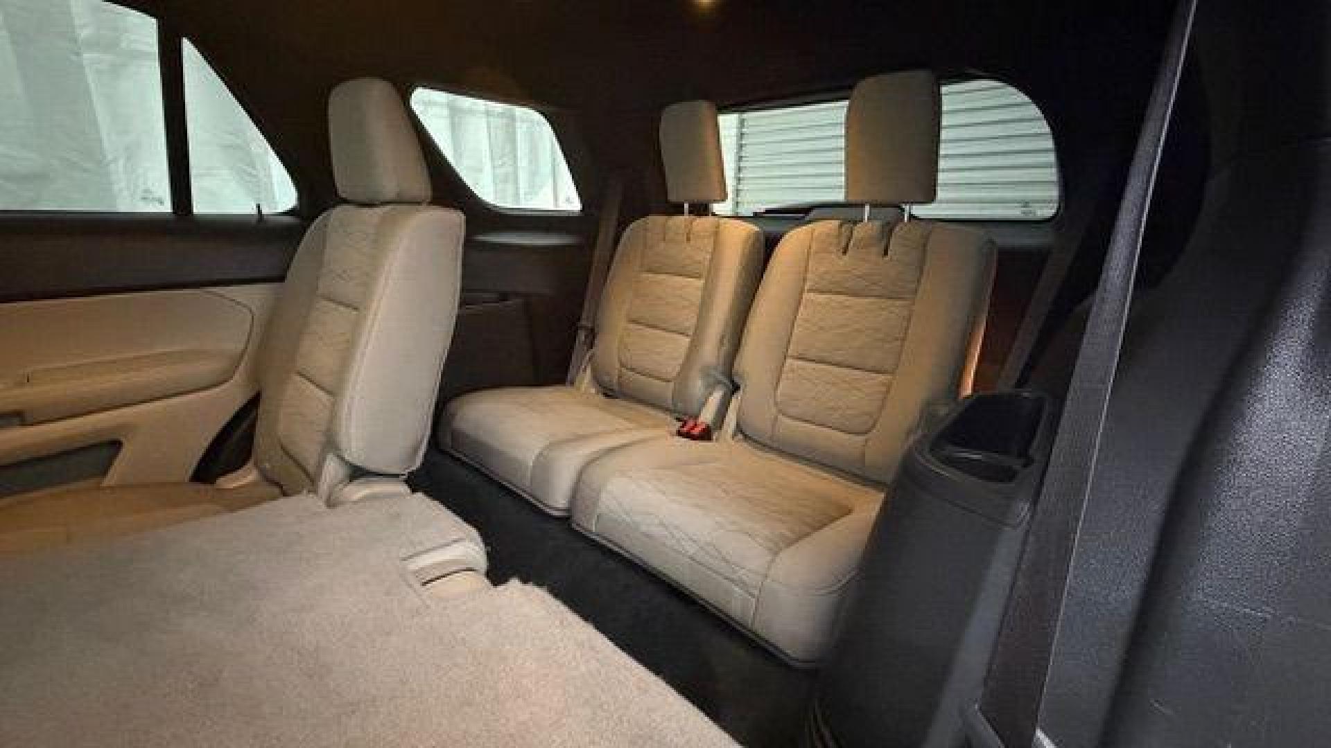 2014 Silver Ford Explorer Base (1FM5K8B82EG) , located at 1806 Veterans Memorial Hwy SW, Austell, GA, 30168, (770) 944-9558, 33.817959, -84.606987 - Photo#15