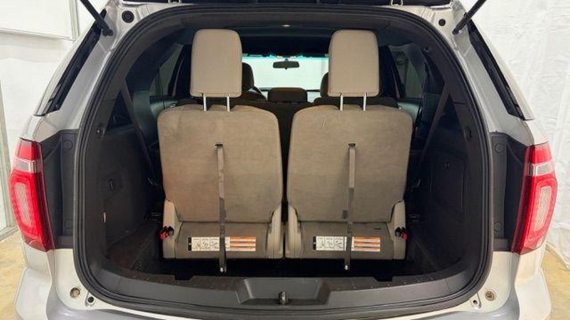 2014 Silver Ford Explorer Base (1FM5K8B82EG) , located at 1806 Veterans Memorial Hwy SW, Austell, GA, 30168, (770) 944-9558, 33.817959, -84.606987 - Photo#17