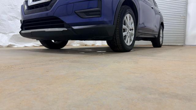 2017 Blue Nissan Rogue SV (KNMAT2MT7HP) with an 2.5L I-4 DOHC engine, located at 1806 Veterans Memorial Hwy SW, Austell, GA, 30168, (770) 944-9558, 33.817959, -84.606987 - Photo#23