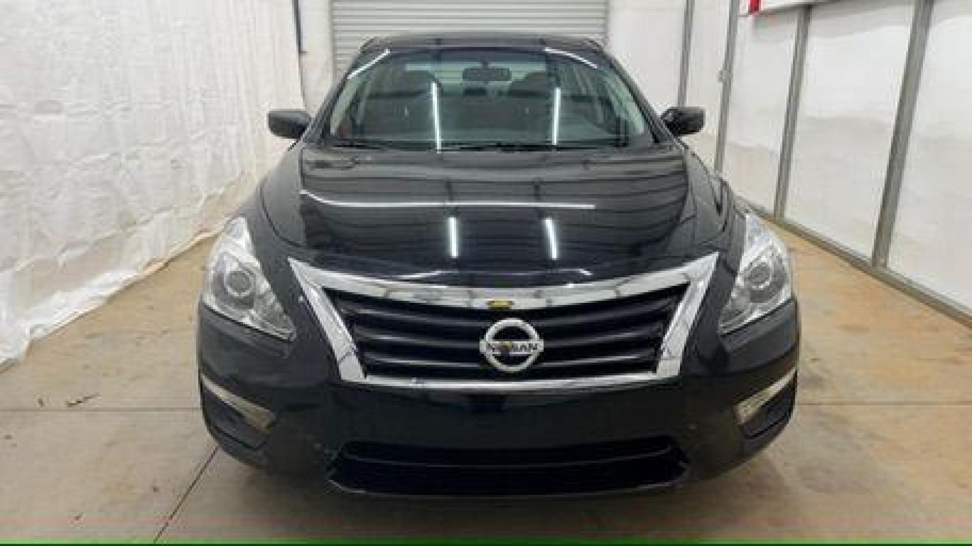 2014 Black Nissan Altima 2.5 S (1N4AL3AP9EC) with an 2.5L I-4 DOHC engine, located at 1806 Veterans Memorial Hwy SW, Austell, GA, 30168, (770) 944-9558, 33.817959, -84.606987 - Photo#9