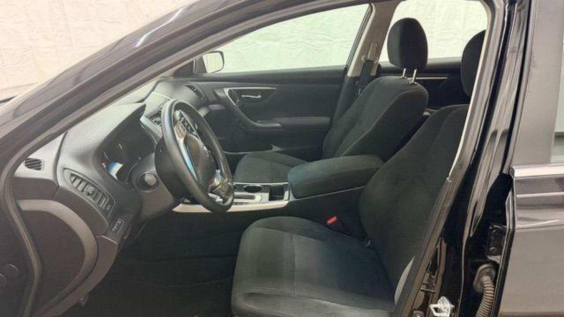 2014 Black Nissan Altima 2.5 S (1N4AL3AP9EC) with an 2.5L I-4 DOHC engine, located at 1806 Veterans Memorial Hwy SW, Austell, GA, 30168, (770) 944-9558, 33.817959, -84.606987 - Photo#11