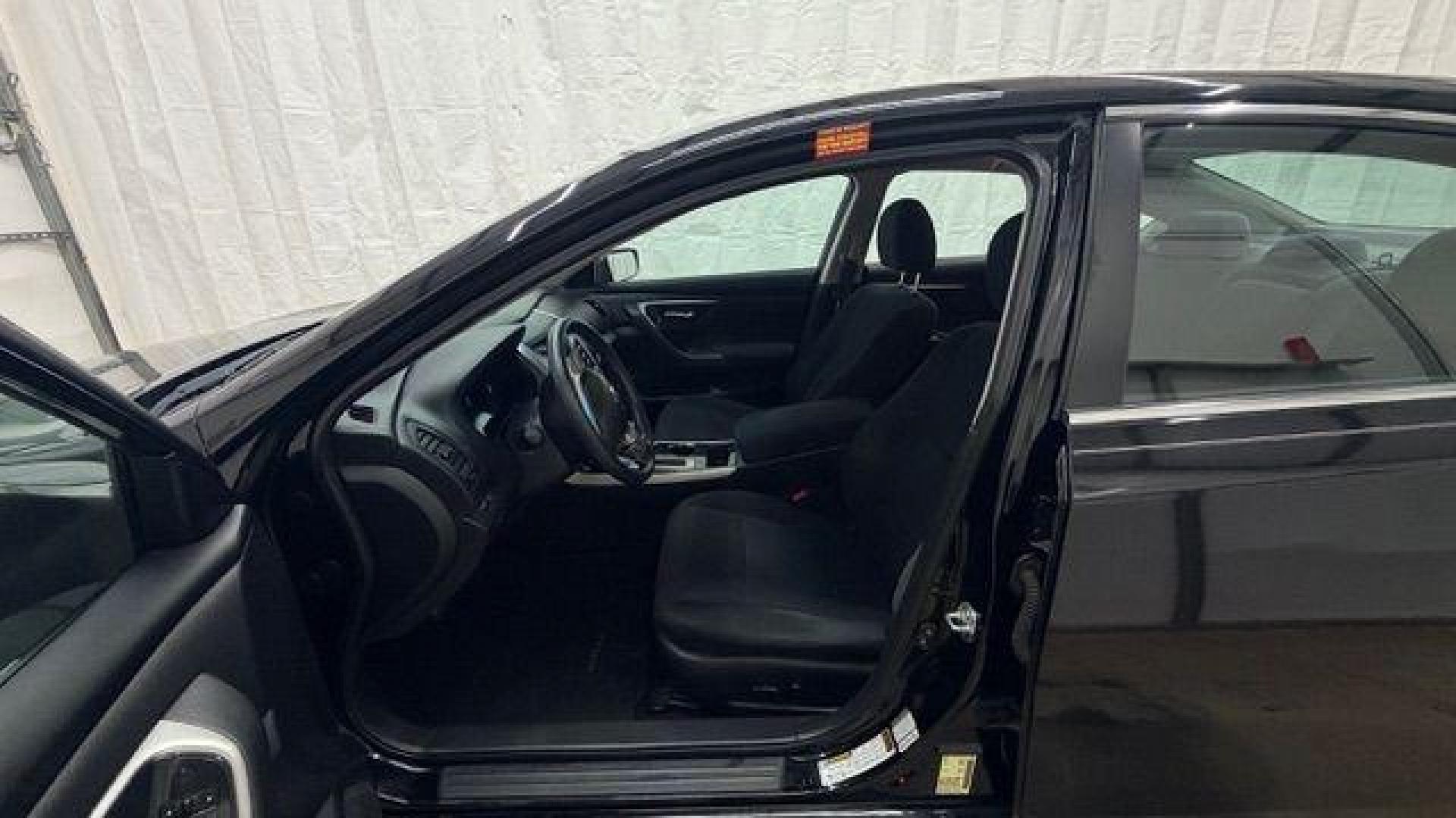 2014 Black Nissan Altima 2.5 S (1N4AL3AP9EC) with an 2.5L I-4 DOHC engine, located at 1806 Veterans Memorial Hwy SW, Austell, GA, 30168, (770) 944-9558, 33.817959, -84.606987 - Photo#12