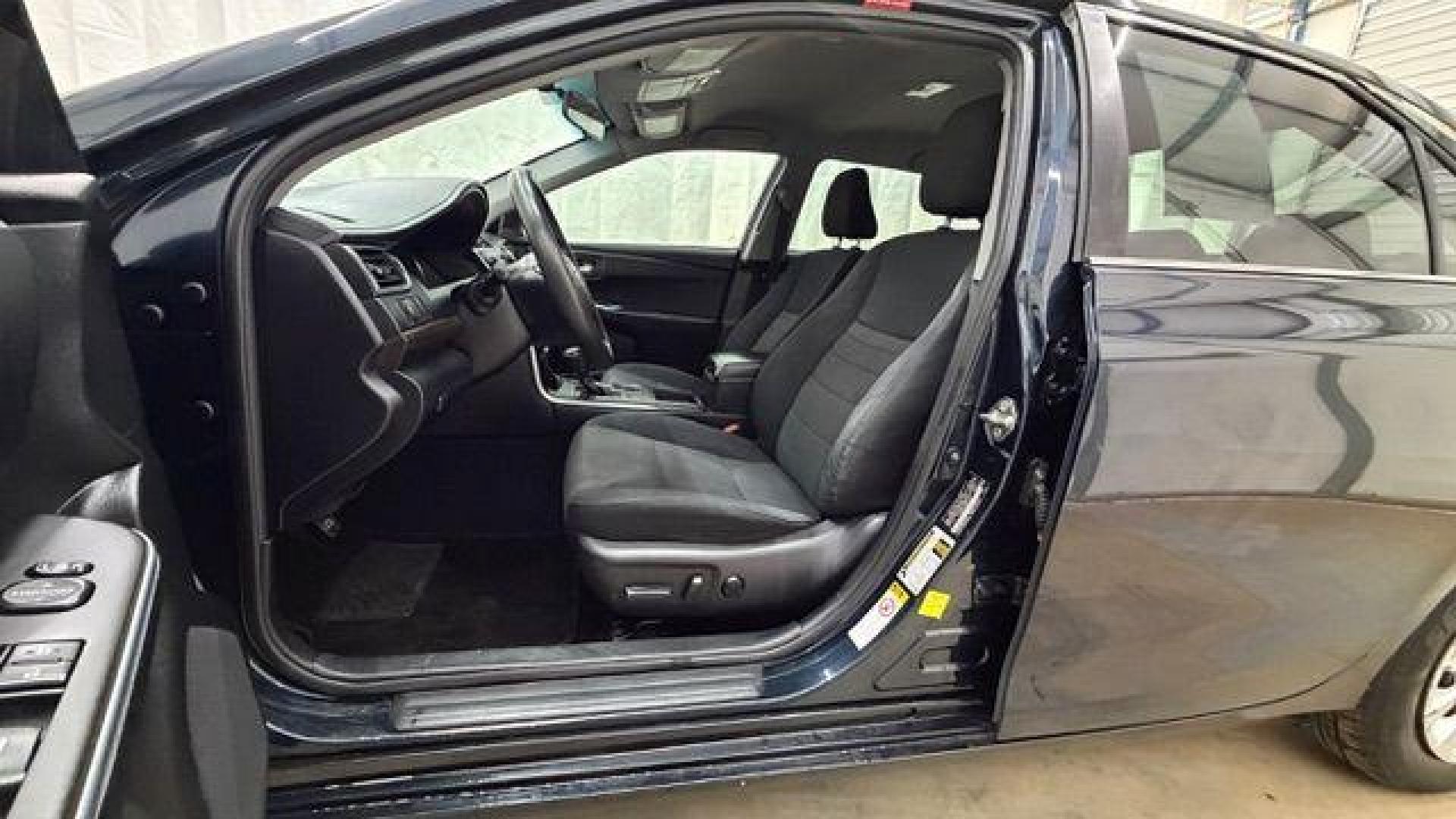 2017 Blue Toyota Camry LE (4T1BF1FKXHU) with an 2.5L I-4 DOHC engine, located at 1806 Veterans Memorial Hwy SW, Austell, GA, 30168, (770) 944-9558, 33.817959, -84.606987- Photo#12