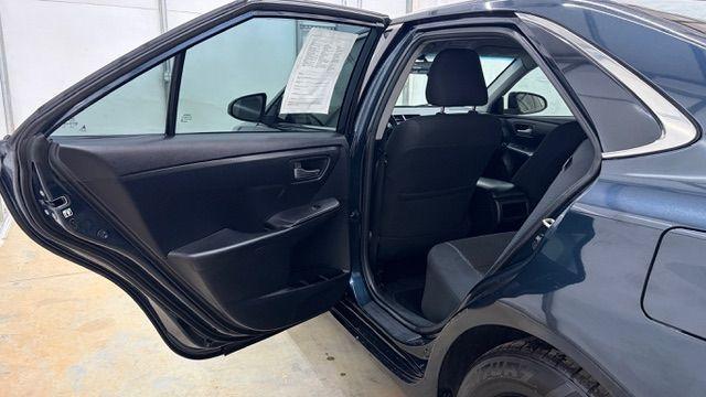 2017 Blue Toyota Camry LE (4T1BF1FKXHU) with an 2.5L I-4 DOHC engine, located at 1806 Veterans Memorial Hwy SW, Austell, GA, 30168, (770) 944-9558, 33.817959, -84.606987 - Photo#13