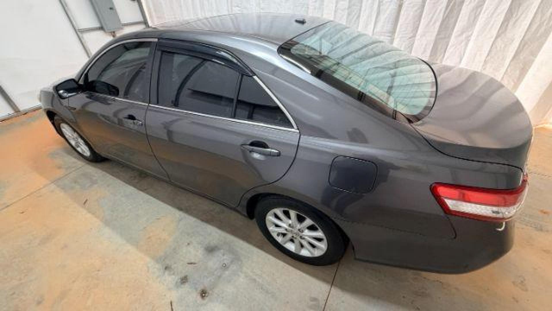 2011 Gray Toyota Camry XLE (4T4BF3EK5BR) with an 2.5L I-4 DOHC engine, located at 1806 Veterans Memorial Hwy SW, Austell, GA, 30168, (770) 944-9558, 33.817959, -84.606987 - Photo#2