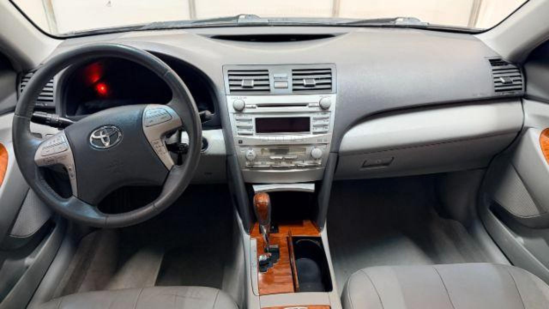 2011 Gray Toyota Camry XLE (4T4BF3EK5BR) with an 2.5L I-4 DOHC engine, located at 1806 Veterans Memorial Hwy SW, Austell, GA, 30168, (770) 944-9558, 33.817959, -84.606987 - Photo#15