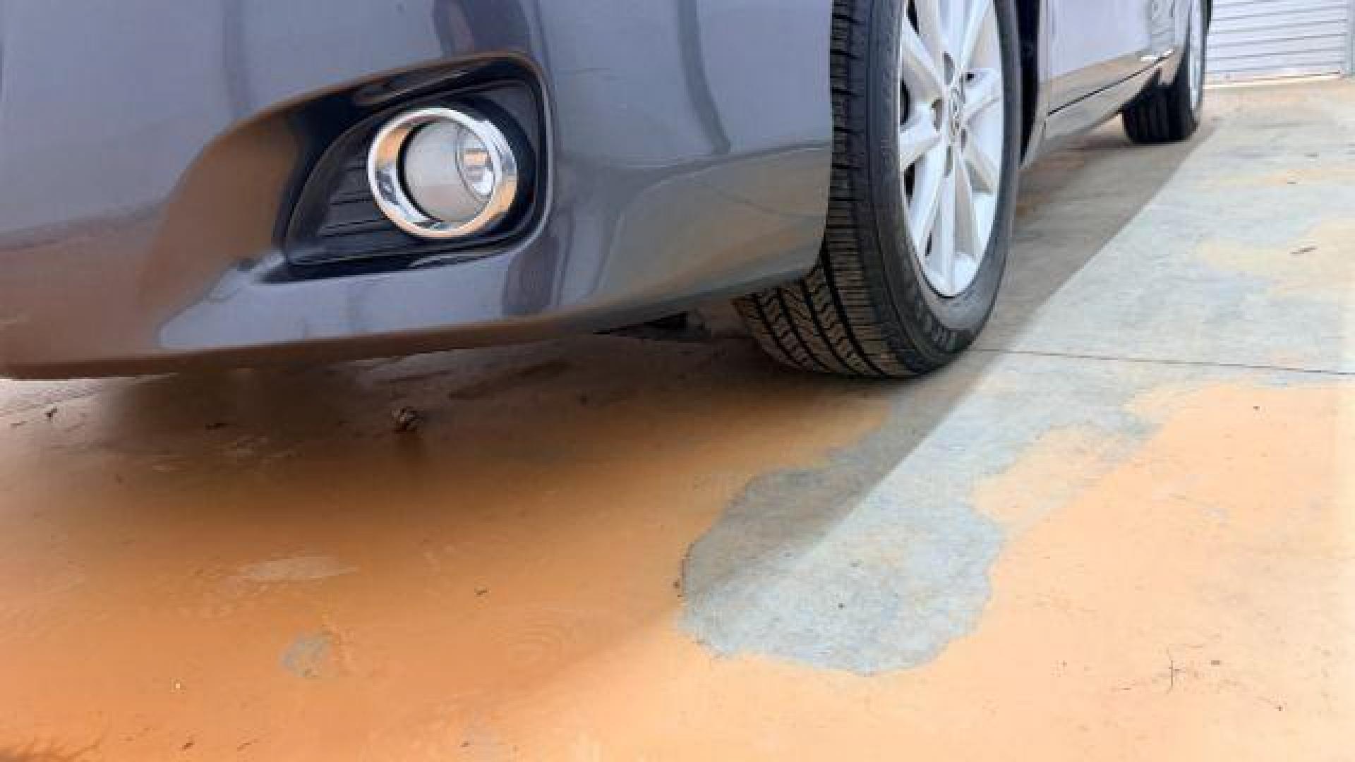 2011 Gray Toyota Camry XLE (4T4BF3EK5BR) with an 2.5L I-4 DOHC engine, located at 1806 Veterans Memorial Hwy SW, Austell, GA, 30168, (770) 944-9558, 33.817959, -84.606987 - Photo#22