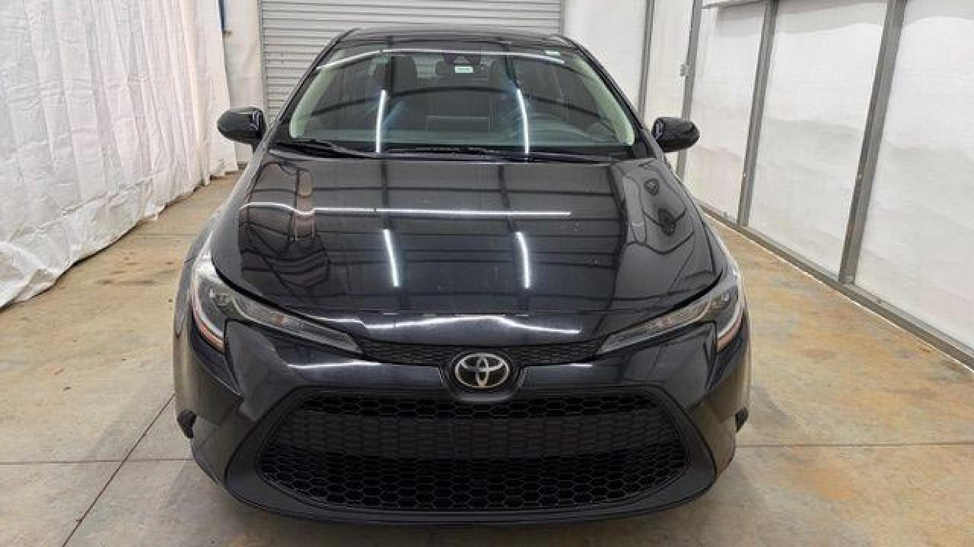2020 Black Toyota Corolla LE (5YFEPRAE6LP) with an 1.8L I-4 DOHC engine, located at 1806 Veterans Memorial Hwy SW, Austell, GA, 30168, (770) 944-9558, 33.817959, -84.606987 - Photo#9