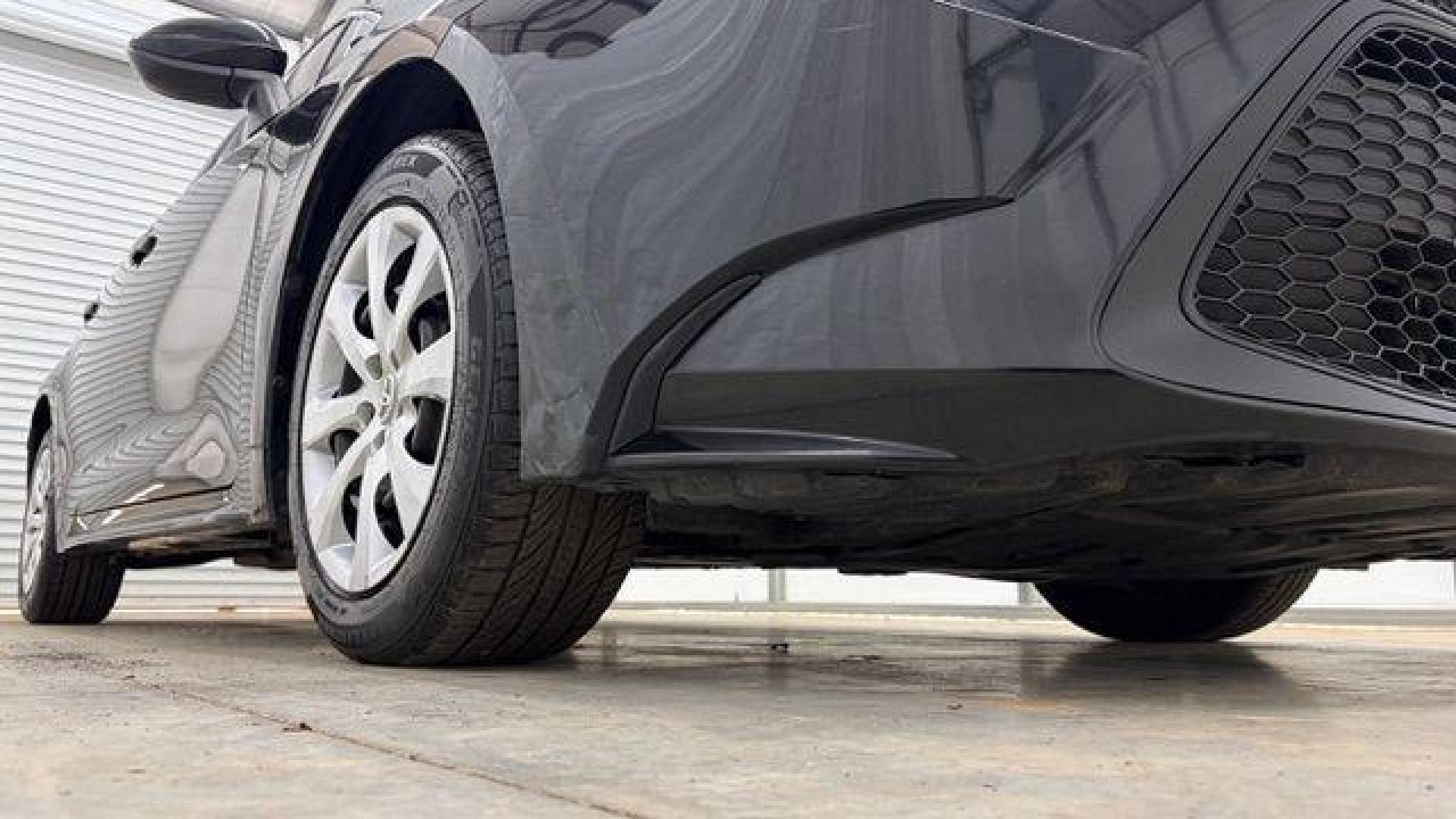 2020 Black Toyota Corolla LE (5YFEPRAE6LP) with an 1.8L I-4 DOHC engine, located at 1806 Veterans Memorial Hwy SW, Austell, GA, 30168, (770) 944-9558, 33.817959, -84.606987 - Photo#18