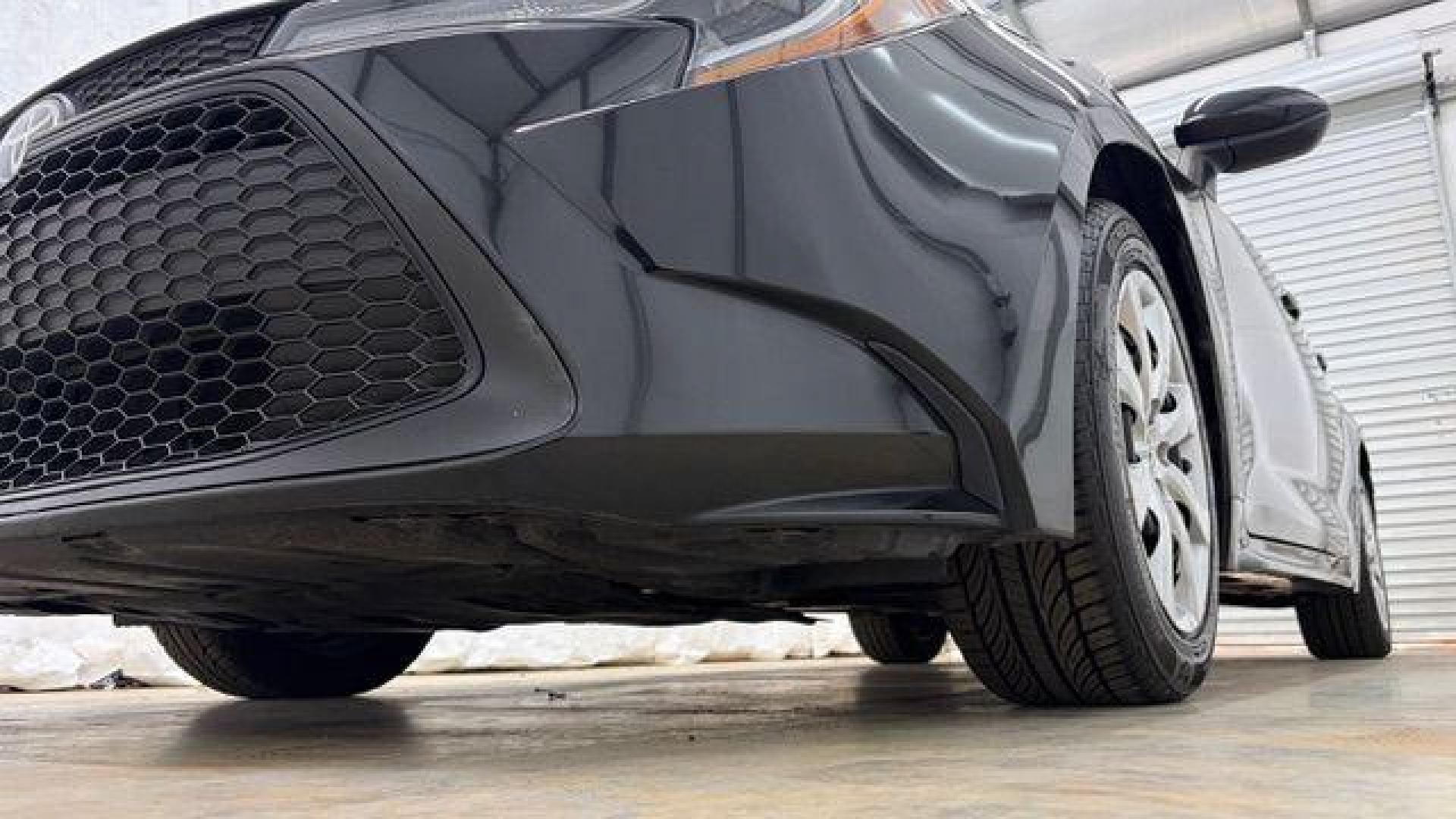 2020 Black Toyota Corolla LE (5YFEPRAE6LP) with an 1.8L I-4 DOHC engine, located at 1806 Veterans Memorial Hwy SW, Austell, GA, 30168, (770) 944-9558, 33.817959, -84.606987 - Photo#19