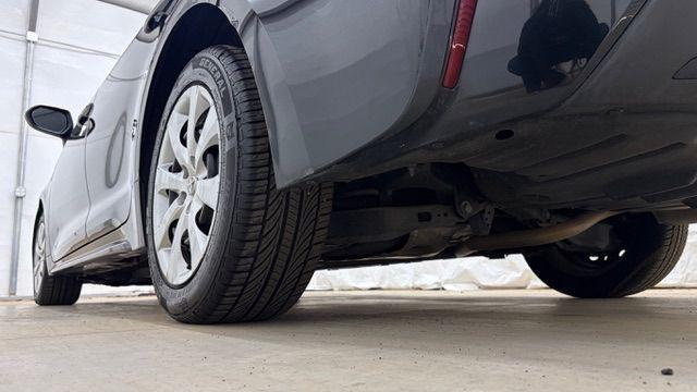 2020 Black Toyota Corolla LE (5YFEPRAE6LP) with an 1.8L I-4 DOHC engine, located at 1806 Veterans Memorial Hwy SW, Austell, GA, 30168, (770) 944-9558, 33.817959, -84.606987 - Photo#20