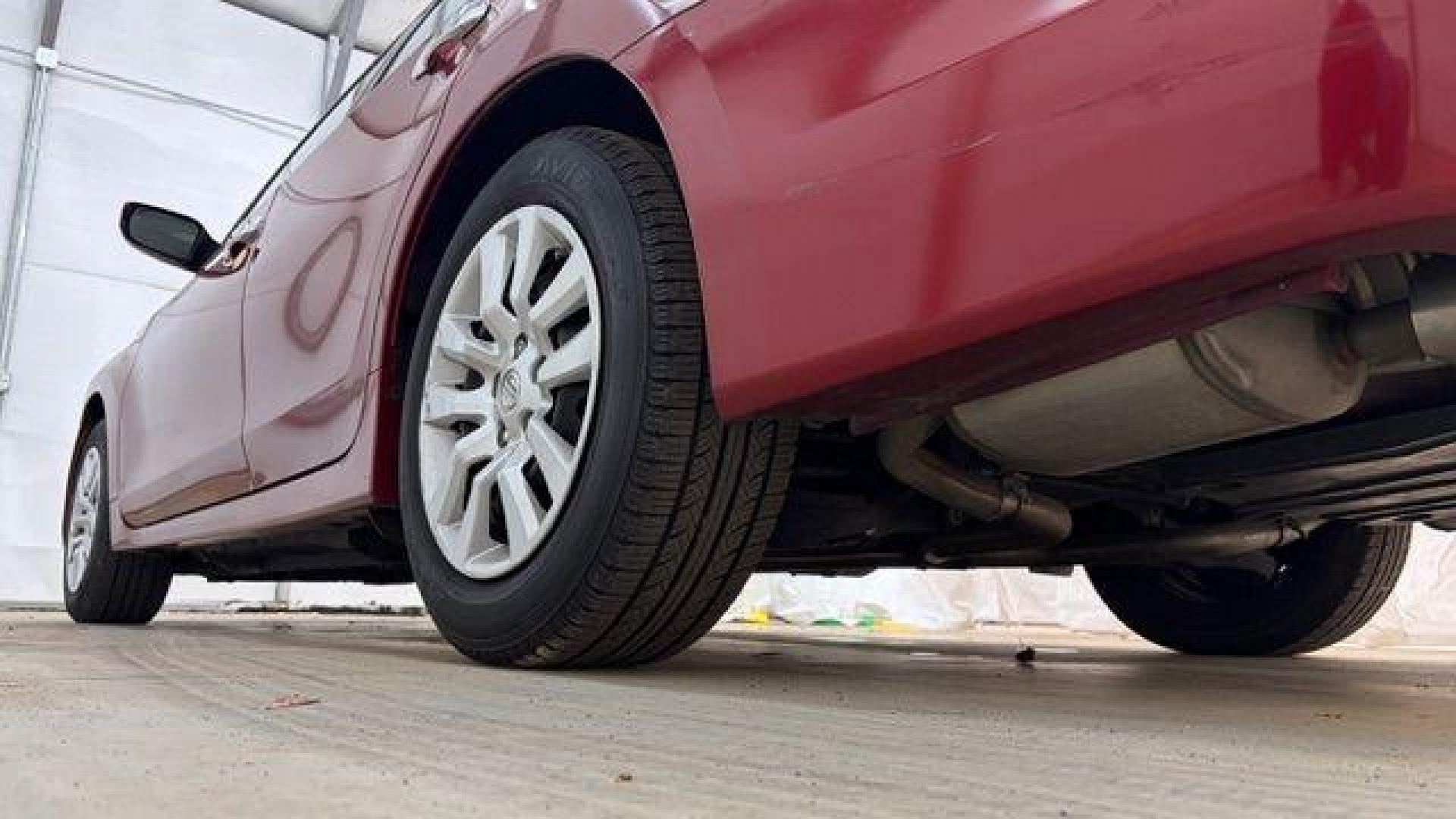 2013 RED Nissan Altima 2.5 S (1N4AL3AP1DN) with an 2.5L I-4 DOHC engine, located at 1806 Veterans Memorial Hwy SW, Austell, GA, 30168, (770) 944-9558, 33.817959, -84.606987 - Photo#20