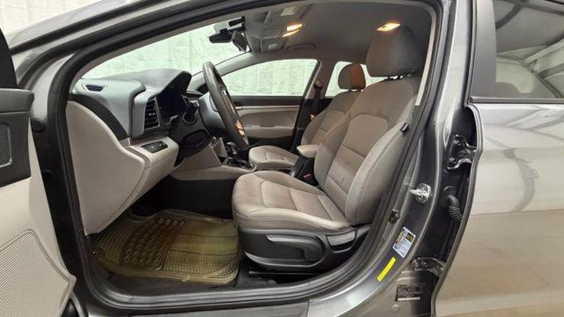 2020 Gray Hyundai Elantra SE (5NPD74LF3LH) with an Nu 2L I-4 DOHC engine, located at 1806 Veterans Memorial Hwy SW, Austell, GA, 30168, (770) 944-9558, 33.817959, -84.606987 - Photo#12