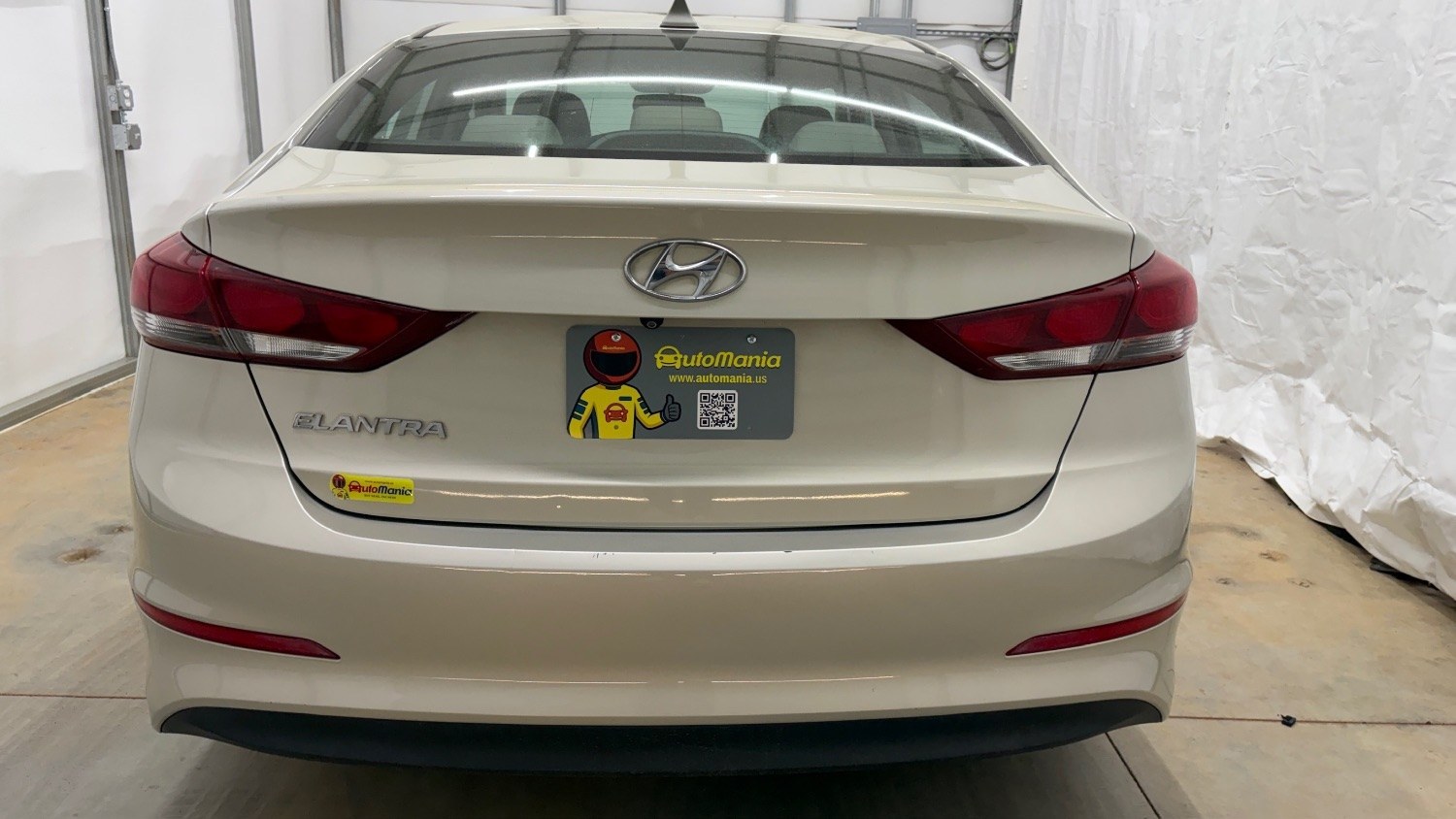 2017 TAN Hyundai Elantra SE (5NPD84LF0HH) with an Nu 2L I-4 DOHC engine, located at 1806 Veterans Memorial Hwy SW, Austell, GA, 30168, (770) 944-9558, 33.817959, -84.606987 - Photo#4