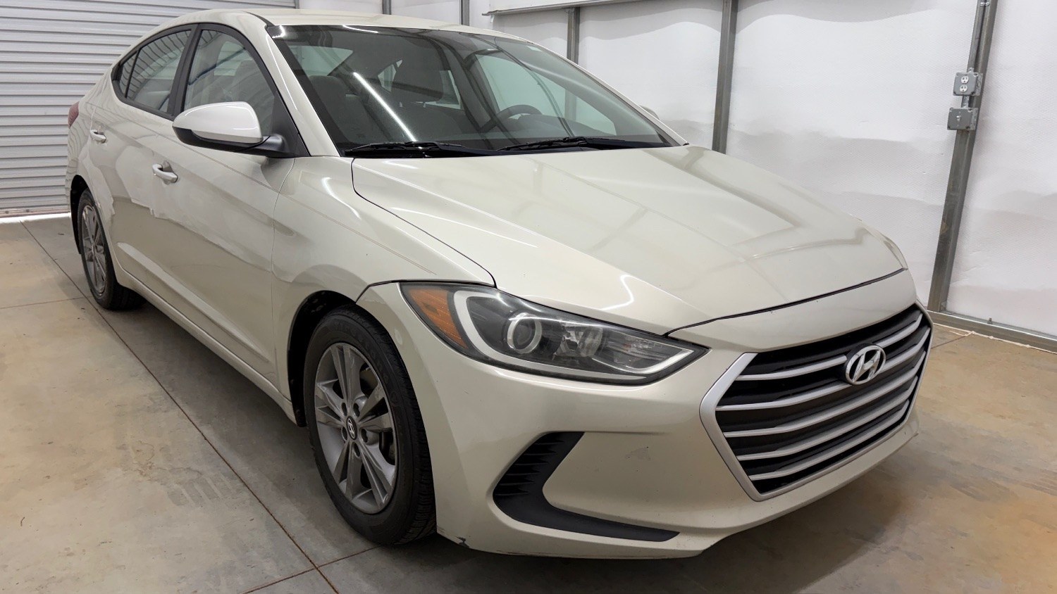 2017 TAN Hyundai Elantra SE (5NPD84LF0HH) with an Nu 2L I-4 DOHC engine, located at 1806 Veterans Memorial Hwy SW, Austell, GA, 30168, (770) 944-9558, 33.817959, -84.606987 - Photo#8