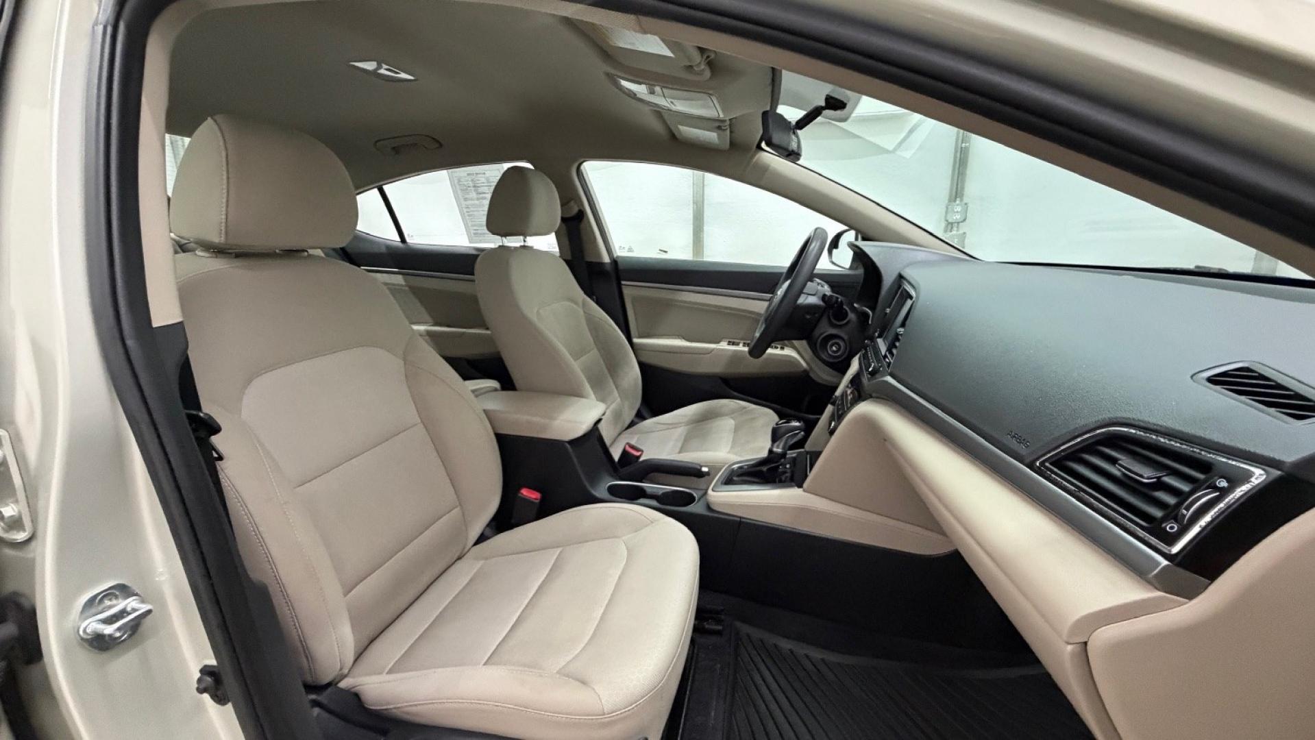 2017 TAN Hyundai Elantra SE (5NPD84LF0HH) with an Nu 2L I-4 DOHC engine, located at 1806 Veterans Memorial Hwy SW, Austell, GA, 30168, (770) 944-9558, 33.817959, -84.606987 - Photo#17