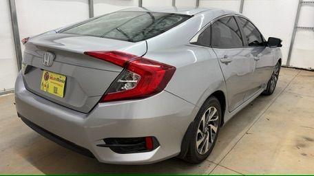 2016 Silver Honda Civic EX (19XFC2F70GE) with an 2L I-4 DOHC engine, located at 1806 Veterans Memorial Hwy SW, Austell, GA, 30168, (770) 944-9558, 33.817959, -84.606987 - Photo#5