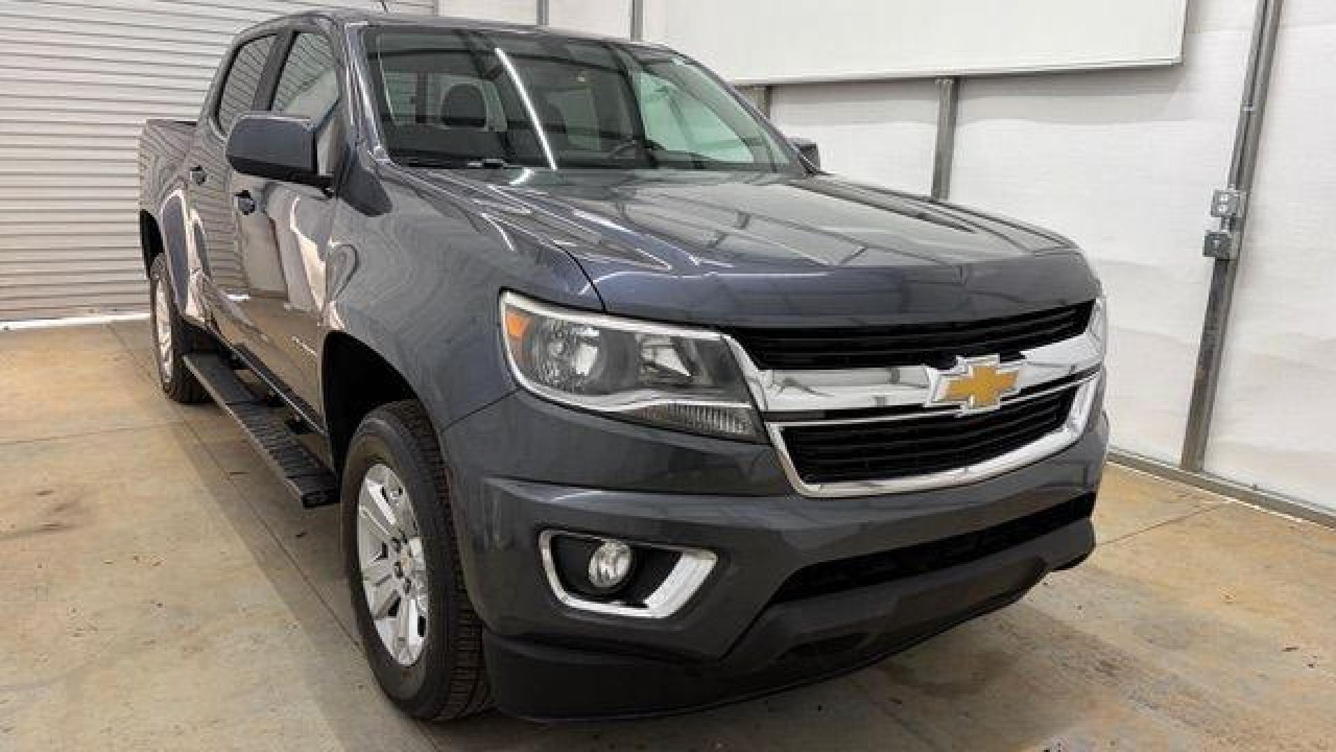 2016 Gray Chevrolet Colorado LT (1GCGSCEA2G1) with an 3.6L V-6 gasoline direct injection engine, located at 1806 Veterans Memorial Hwy SW, Austell, GA, 30168, (770) 944-9558, 33.817959, -84.606987 - Photo#8