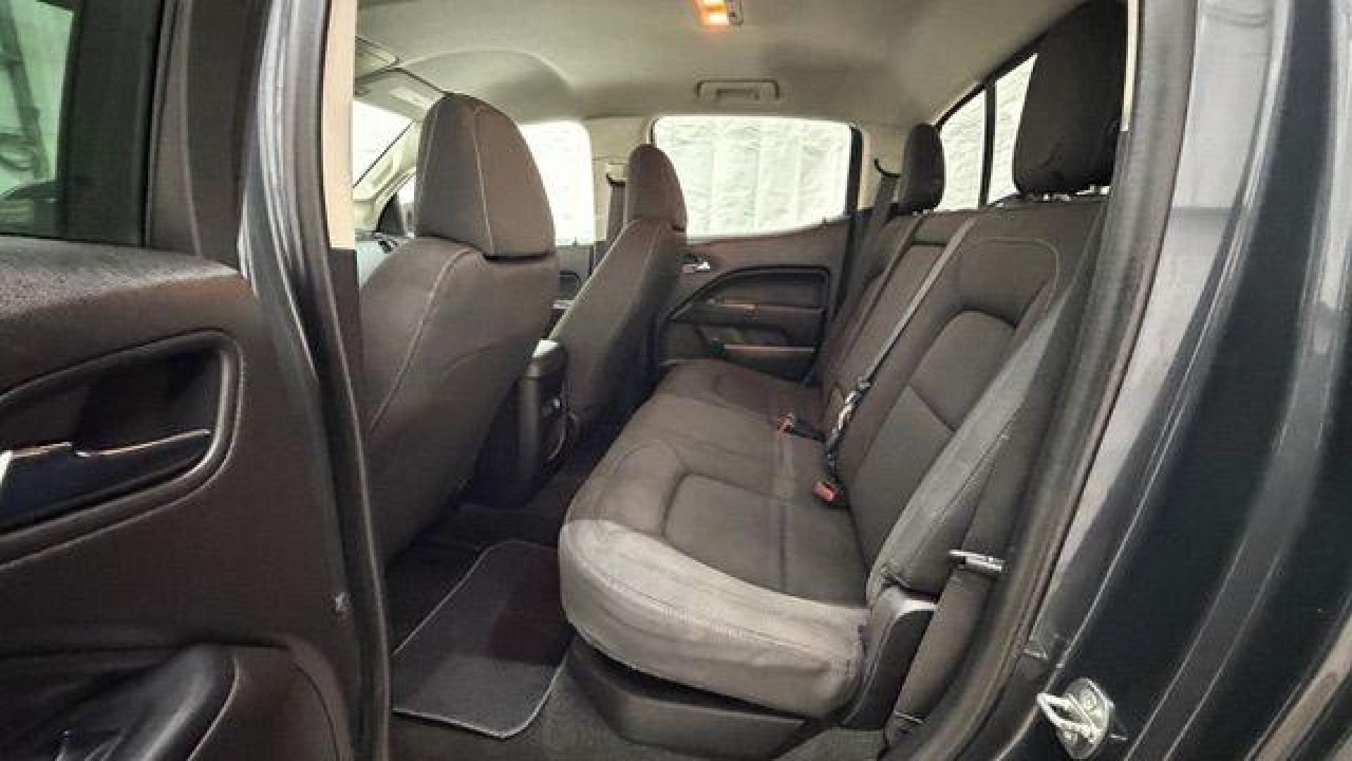 2016 Gray Chevrolet Colorado LT (1GCGSCEA2G1) with an 3.6L V-6 gasoline direct injection engine, located at 1806 Veterans Memorial Hwy SW, Austell, GA, 30168, (770) 944-9558, 33.817959, -84.606987 - Photo#14