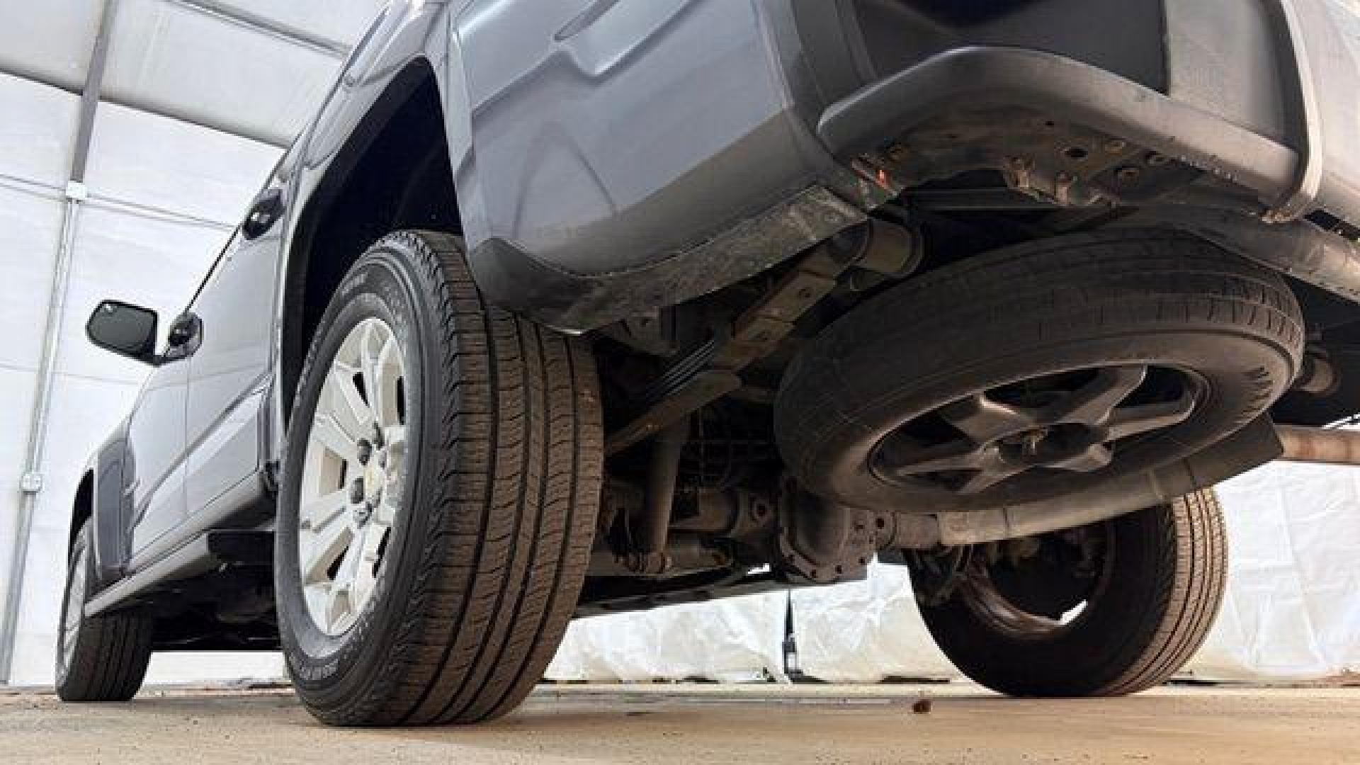 2016 Gray Chevrolet Colorado LT (1GCGSCEA2G1) with an 3.6L V-6 gasoline direct injection engine, located at 1806 Veterans Memorial Hwy SW, Austell, GA, 30168, (770) 944-9558, 33.817959, -84.606987 - Photo#20