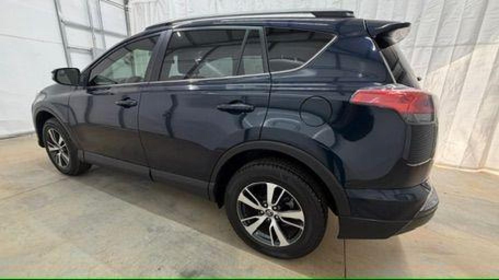 2017 Blue Toyota RAV4 XLE (2T3WFREV0HW) with an 2.5L I-4 DOHC engine, located at 1806 Veterans Memorial Hwy SW, Austell, GA, 30168, (770) 944-9558, 33.817959, -84.606987 - Photo#3