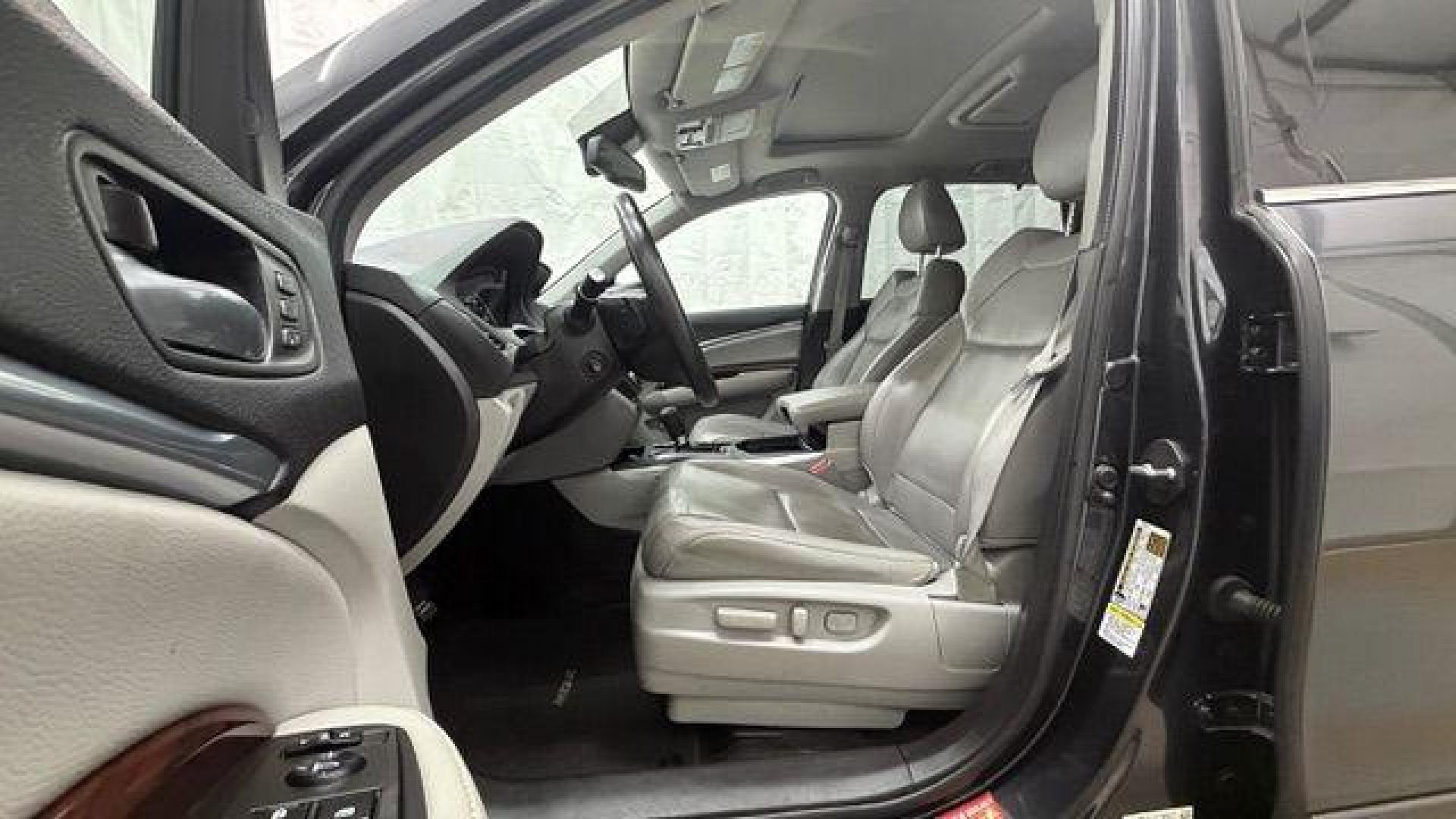 2014 Gray Acura MDX Technology Pkg w/Entertainment Pkg (5FRYD3H67EB) with an 3.5L V-6 gasoline direct injection engine, located at 1806 Veterans Memorial Hwy SW, Austell, GA, 30168, (770) 944-9558, 33.817959, -84.606987 - Photo#14