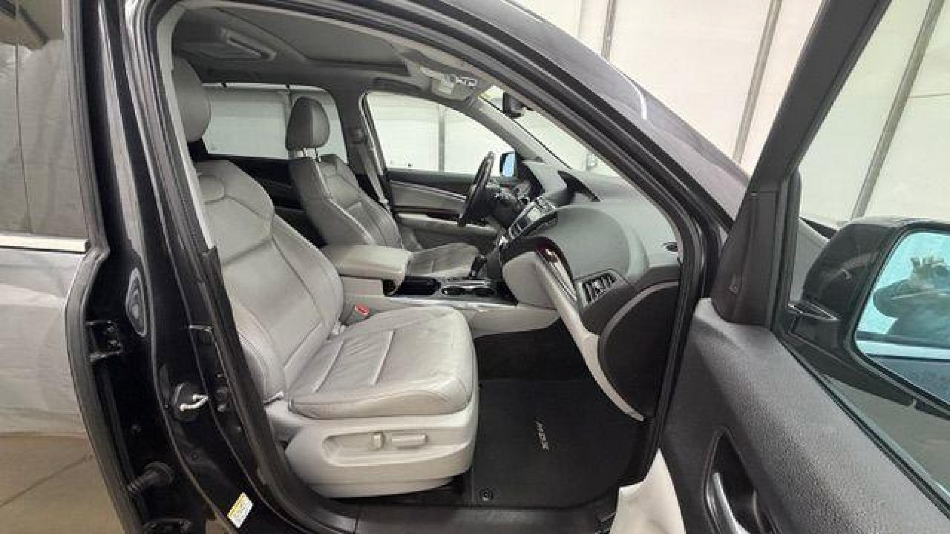 2014 Gray Acura MDX Technology Pkg w/Entertainment Pkg (5FRYD3H67EB) with an 3.5L V-6 gasoline direct injection engine, located at 1806 Veterans Memorial Hwy SW, Austell, GA, 30168, (770) 944-9558, 33.817959, -84.606987 - Photo#20