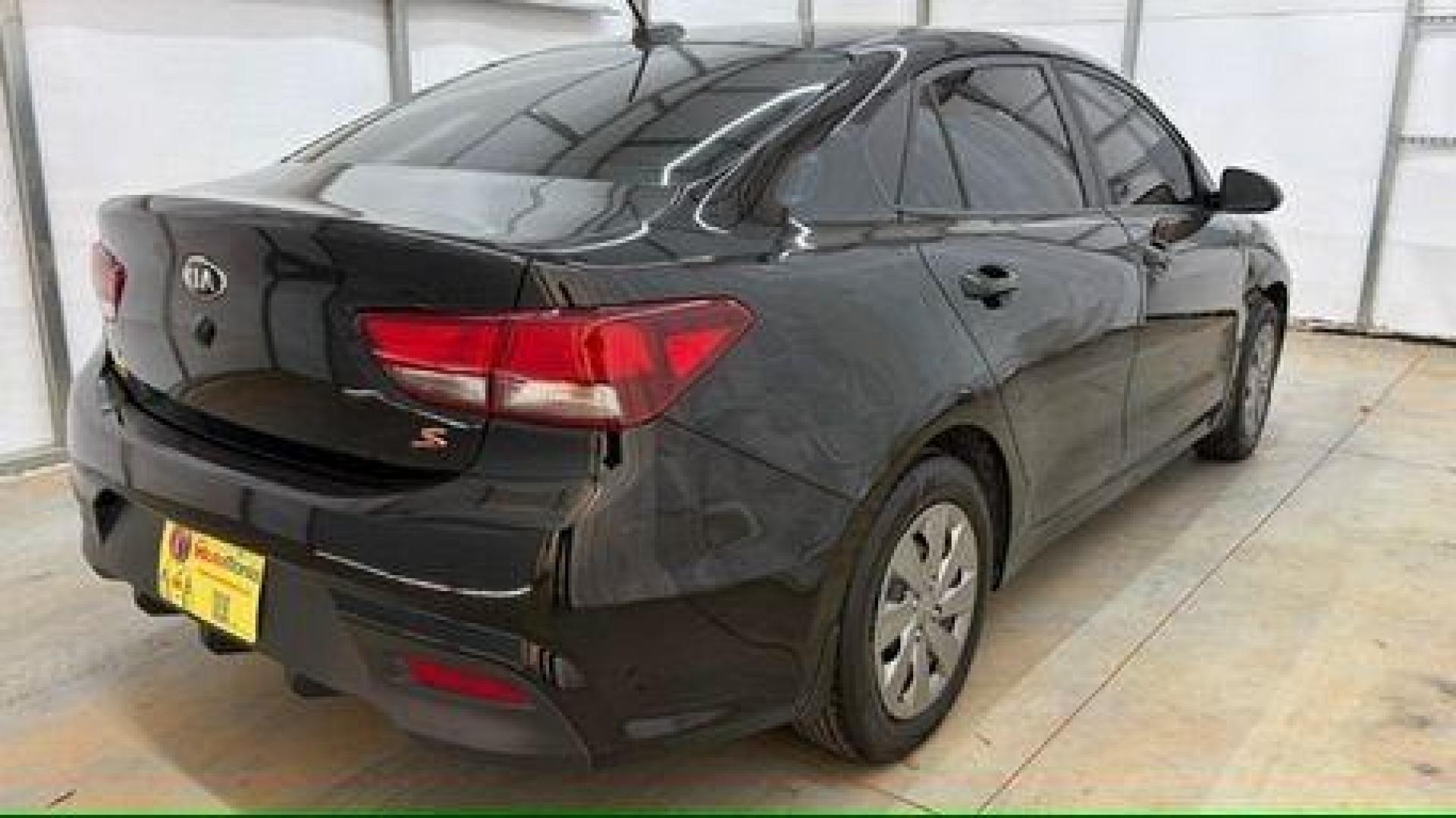 2020 Black Kia Rio S (3KPA24AD2LE) with an Gamma II 1.6L I-4 DOHC engine, located at 1806 Veterans Memorial Hwy SW, Austell, GA, 30168, (770) 944-9558, 33.817959, -84.606987 - Photo#5