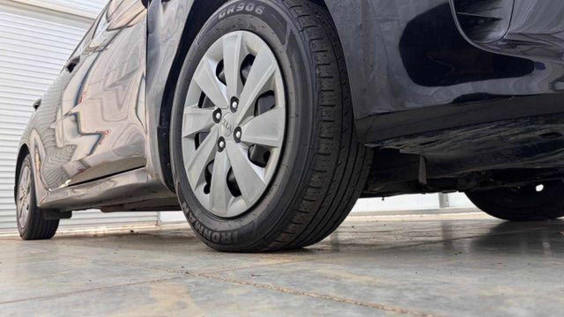 2020 Black Kia Rio S (3KPA24AD2LE) with an Gamma II 1.6L I-4 DOHC engine, located at 1806 Veterans Memorial Hwy SW, Austell, GA, 30168, (770) 944-9558, 33.817959, -84.606987 - Photo#18