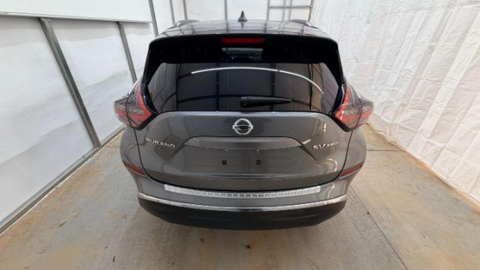 2019 Gray Nissan Murano SV (5N1AZ2MS1KN) with an 3.5L V-6 DOHC engine, located at 1806 Veterans Memorial Hwy SW, Austell, GA, 30168, (770) 944-9558, 33.817959, -84.606987 - Photo#4