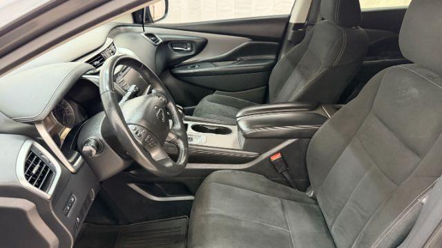 2019 Gray Nissan Murano SV (5N1AZ2MS1KN) with an 3.5L V-6 DOHC engine, located at 1806 Veterans Memorial Hwy SW, Austell, GA, 30168, (770) 944-9558, 33.817959, -84.606987 - Photo#12