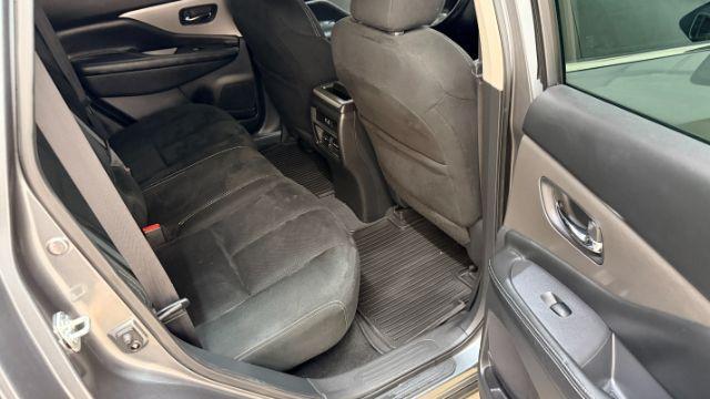 2019 Gray Nissan Murano SV (5N1AZ2MS1KN) with an 3.5L V-6 DOHC engine, located at 1806 Veterans Memorial Hwy SW, Austell, GA, 30168, (770) 944-9558, 33.817959, -84.606987 - Photo#17