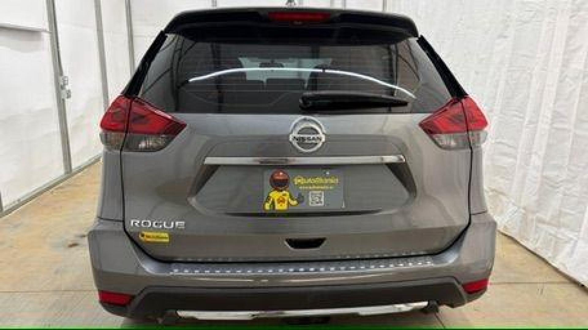 2018 Gray Nissan Rogue S (5N1AT2MT8JC) with an 2.5L I-4 DOHC engine, located at 1806 Veterans Memorial Hwy SW, Austell, GA, 30168, (770) 944-9558, 33.817959, -84.606987- Photo#4