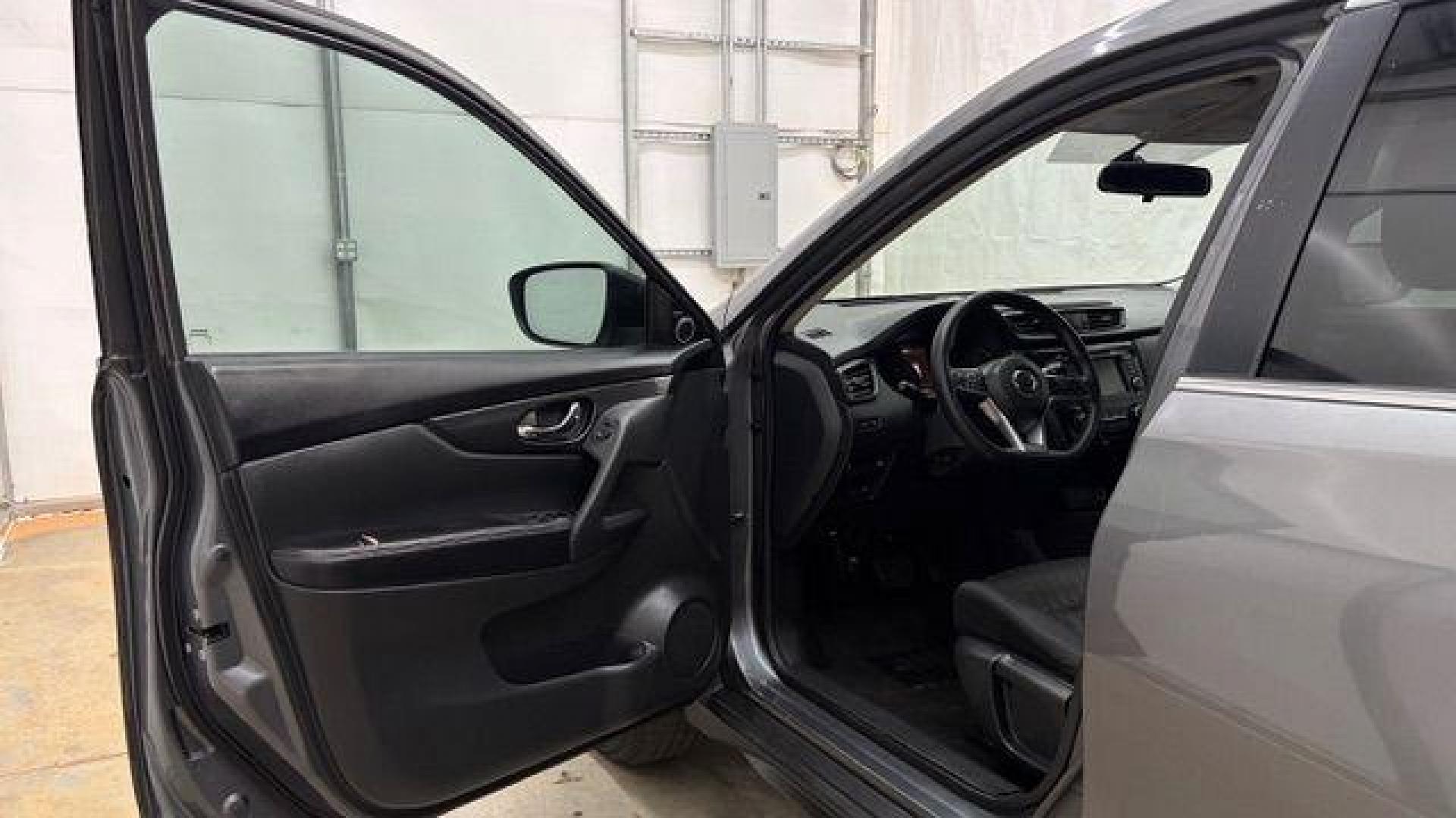 2018 Gray Nissan Rogue S (5N1AT2MT8JC) with an 2.5L I-4 DOHC engine, located at 1806 Veterans Memorial Hwy SW, Austell, GA, 30168, (770) 944-9558, 33.817959, -84.606987- Photo#10