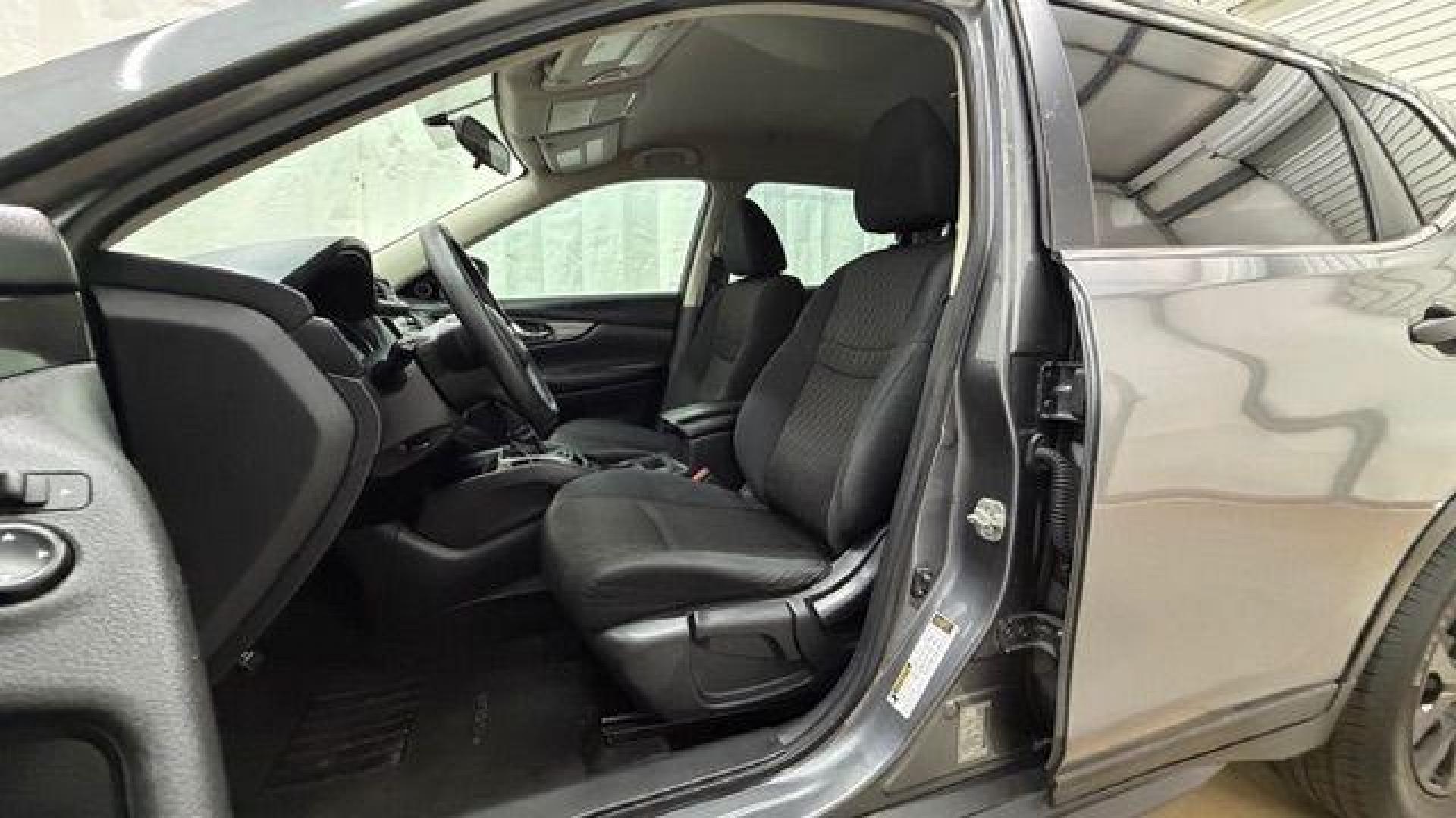 2018 Gray Nissan Rogue S (5N1AT2MT8JC) with an 2.5L I-4 DOHC engine, located at 1806 Veterans Memorial Hwy SW, Austell, GA, 30168, (770) 944-9558, 33.817959, -84.606987- Photo#12