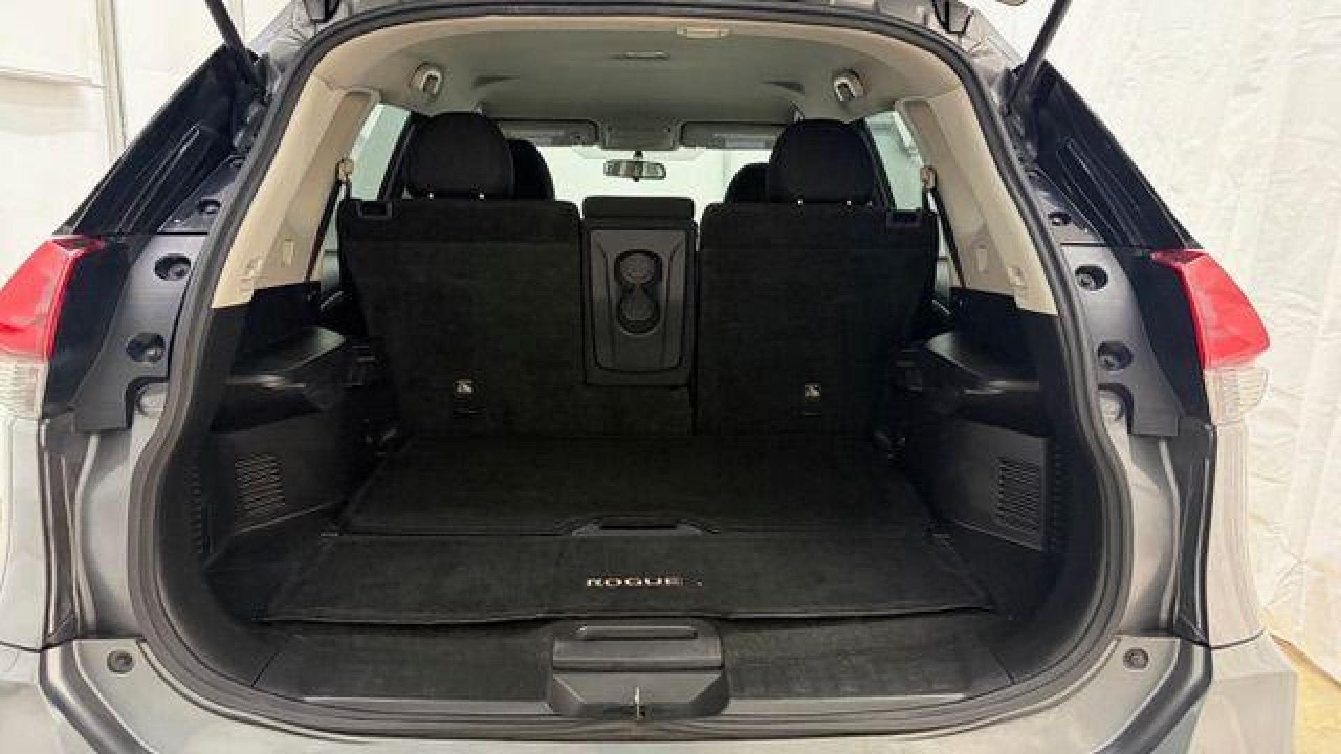 2018 Gray Nissan Rogue S (5N1AT2MT8JC) with an 2.5L I-4 DOHC engine, located at 1806 Veterans Memorial Hwy SW, Austell, GA, 30168, (770) 944-9558, 33.817959, -84.606987- Photo#16