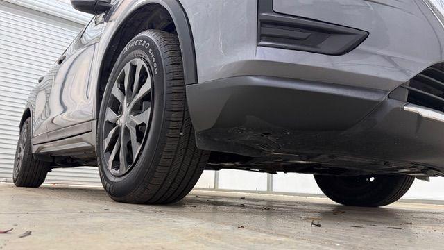 2018 Gray Nissan Rogue S (5N1AT2MT8JC) with an 2.5L I-4 DOHC engine, located at 1806 Veterans Memorial Hwy SW, Austell, GA, 30168, (770) 944-9558, 33.817959, -84.606987 - Photo#19