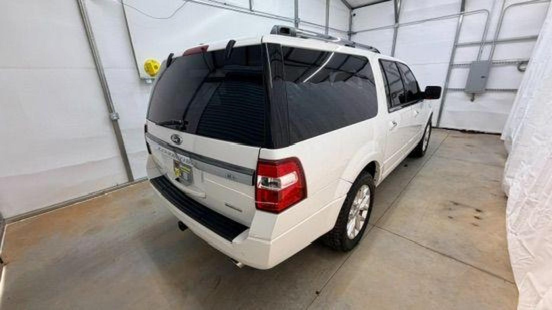 2015 White Ford Expedition EL Limited (1FMJK1KT1FE) with an EcoBoost 3.5L V-6 gasoline direct injection engine, located at 1806 Veterans Memorial Hwy SW, Austell, GA, 30168, (770) 944-9558, 33.817959, -84.606987 - Photo#5
