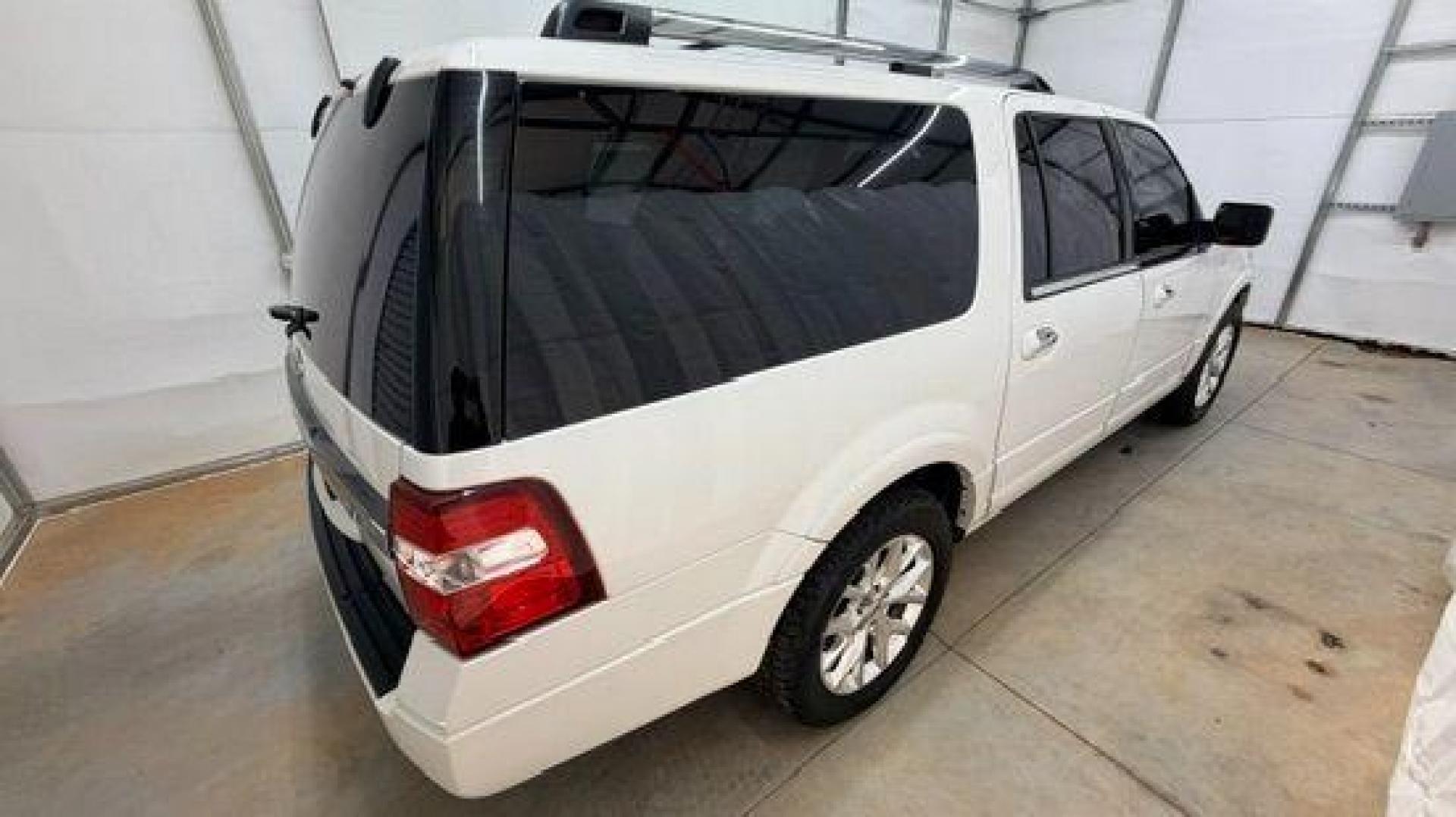 2015 White Ford Expedition EL Limited (1FMJK1KT1FE) with an EcoBoost 3.5L V-6 gasoline direct injection engine, located at 1806 Veterans Memorial Hwy SW, Austell, GA, 30168, (770) 944-9558, 33.817959, -84.606987 - Photo#6