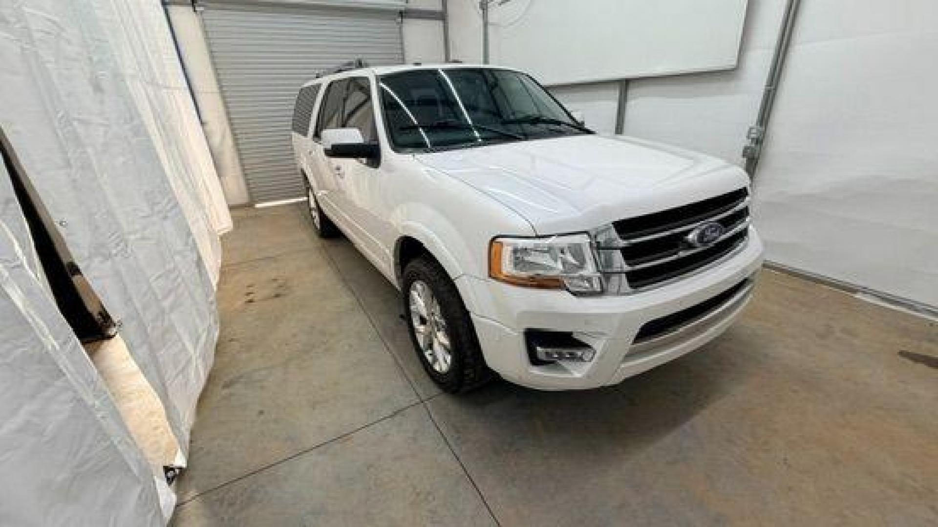 2015 White Ford Expedition EL Limited (1FMJK1KT1FE) with an EcoBoost 3.5L V-6 gasoline direct injection engine, located at 1806 Veterans Memorial Hwy SW, Austell, GA, 30168, (770) 944-9558, 33.817959, -84.606987 - Photo#8