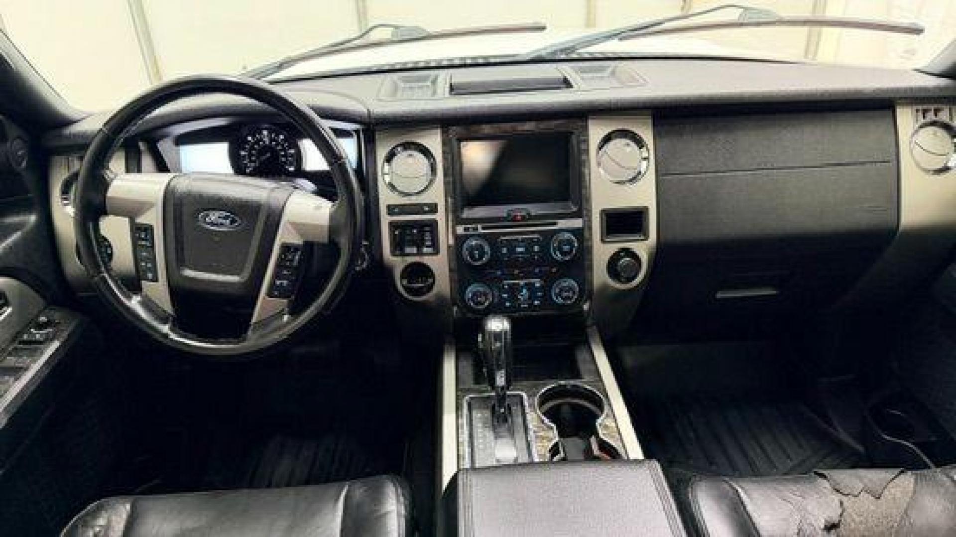 2015 White Ford Expedition EL Limited (1FMJK1KT1FE) with an EcoBoost 3.5L V-6 gasoline direct injection engine, located at 1806 Veterans Memorial Hwy SW, Austell, GA, 30168, (770) 944-9558, 33.817959, -84.606987 - Photo#16