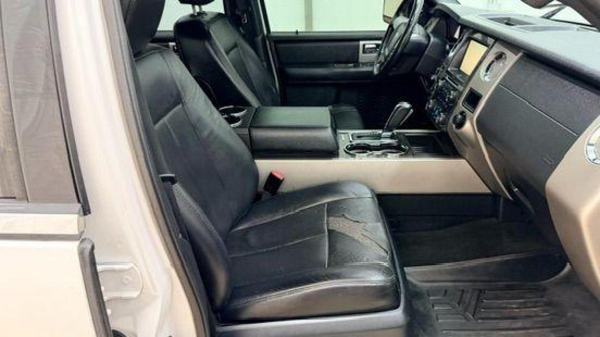 2015 White Ford Expedition EL Limited (1FMJK1KT1FE) with an EcoBoost 3.5L V-6 gasoline direct injection engine, located at 1806 Veterans Memorial Hwy SW, Austell, GA, 30168, (770) 944-9558, 33.817959, -84.606987 - Photo#21