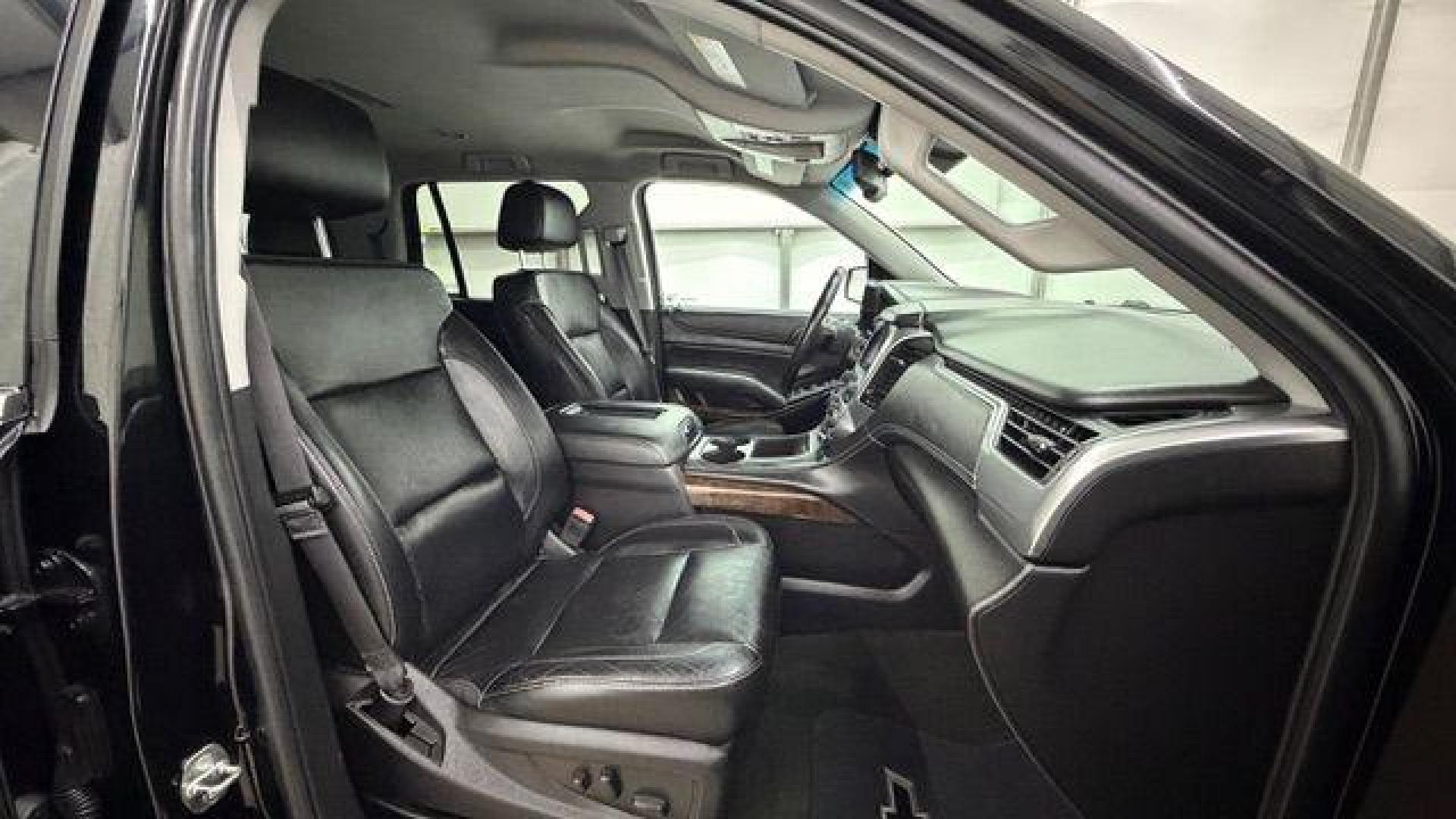 2017 BLACK Chevrolet Tahoe LT (1GNSKBKC1HR) with an EcoTec3 5.3L V-8 gasoline direct injection engine, located at 1806 Veterans Memorial Hwy SW, Austell, GA, 30168, (770) 944-9558, 33.817959, -84.606987 - Photo#18